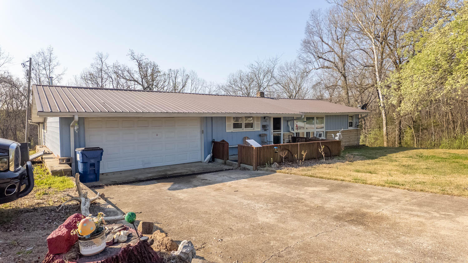 2250 Main Street Property Photo 5