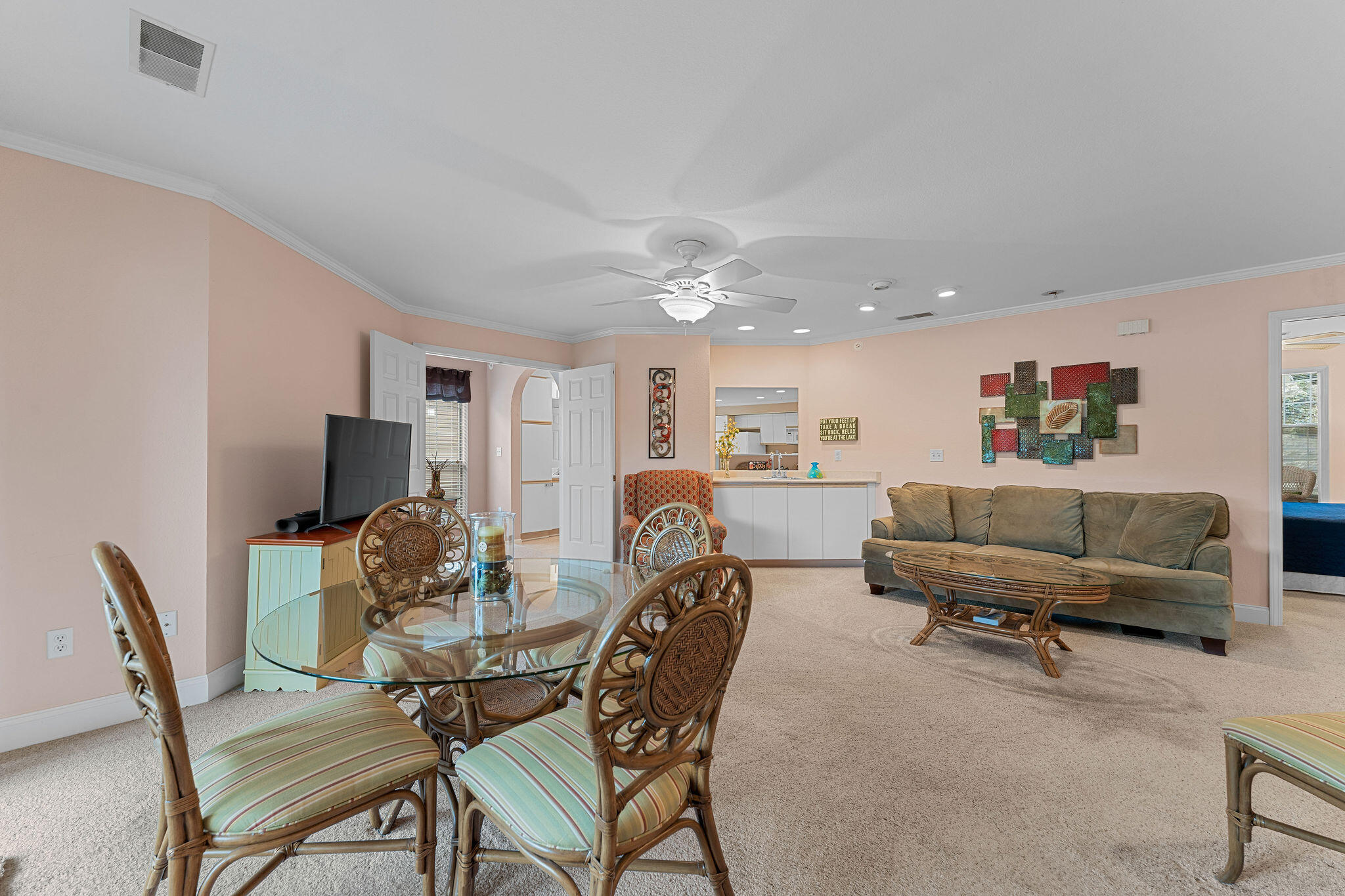 902 Rocky Shore Terrace Property Photo 11