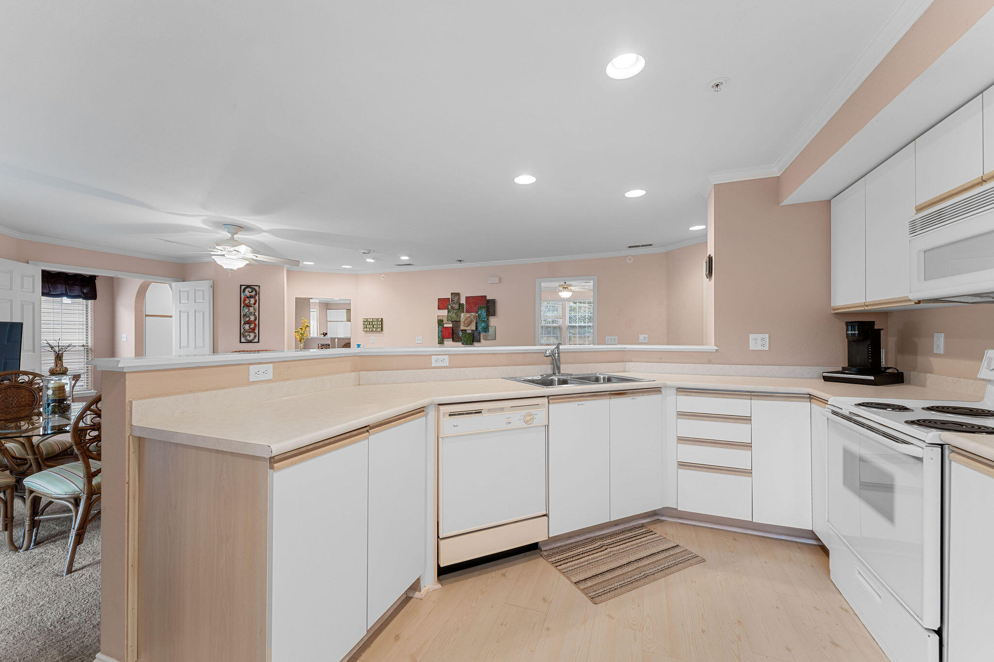 902 Rocky Shore Terrace Property Photo 15