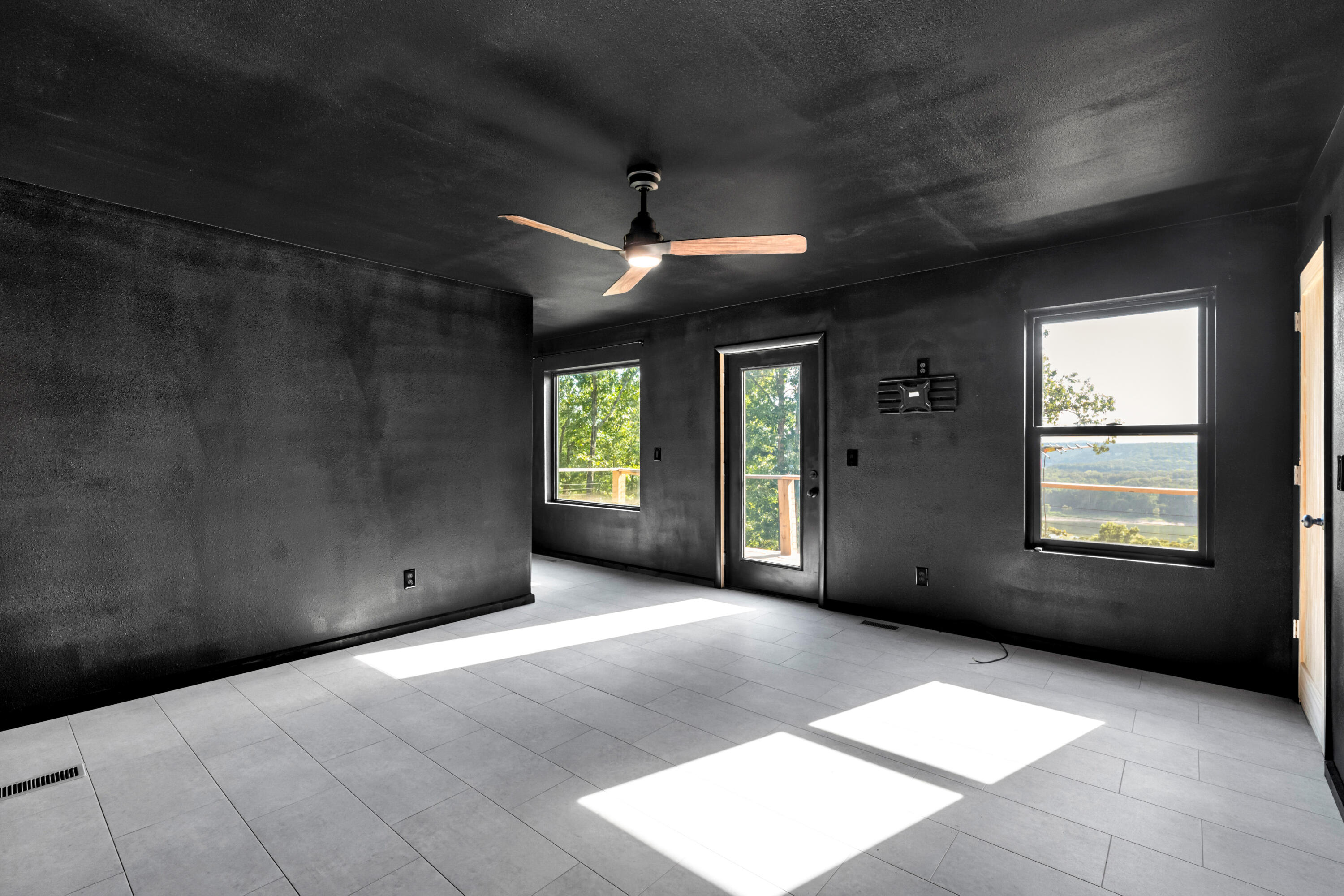 1201 County Road 555b Property Photo 28