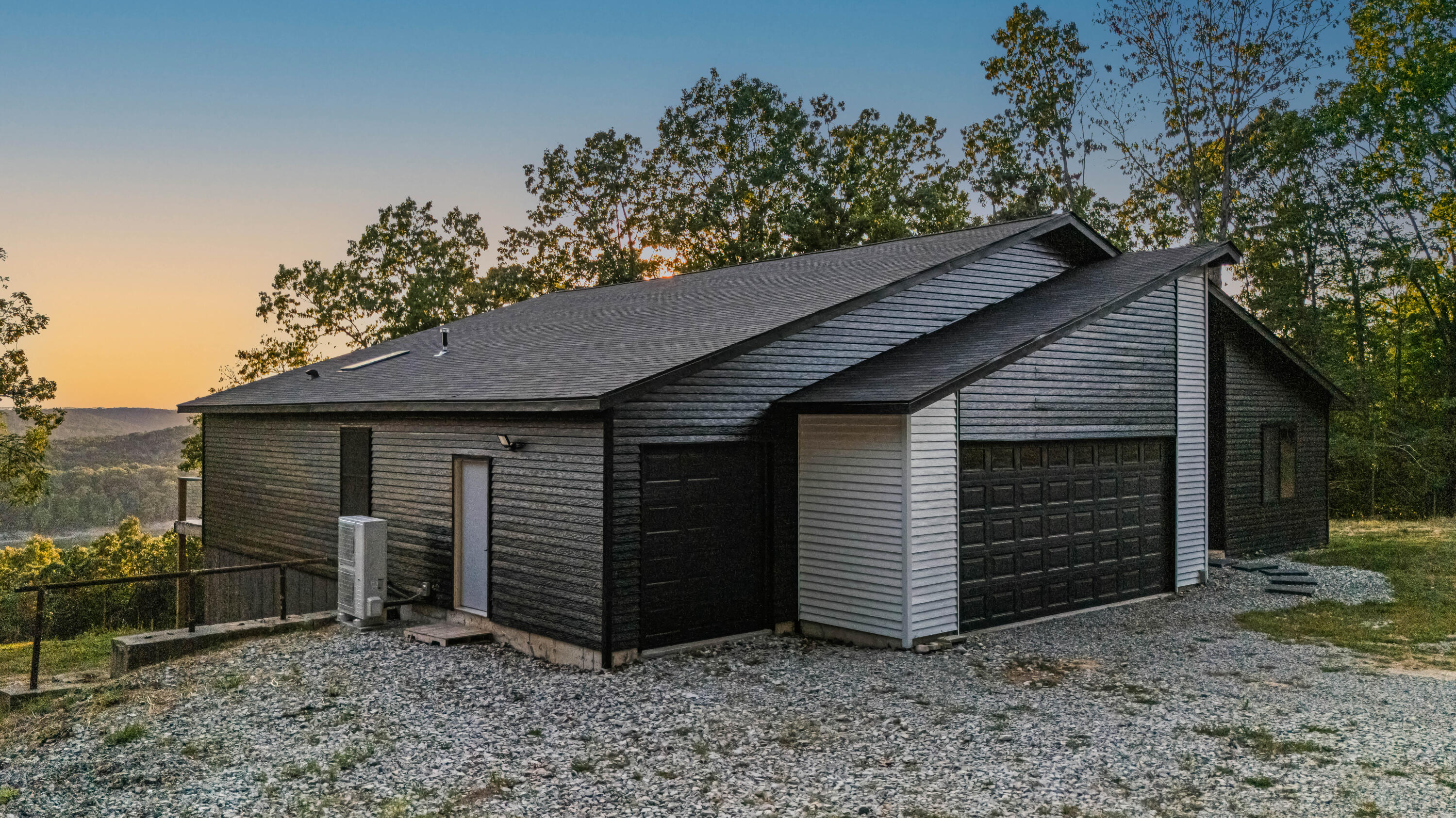 1201 County Road 555b Property Photo 35
