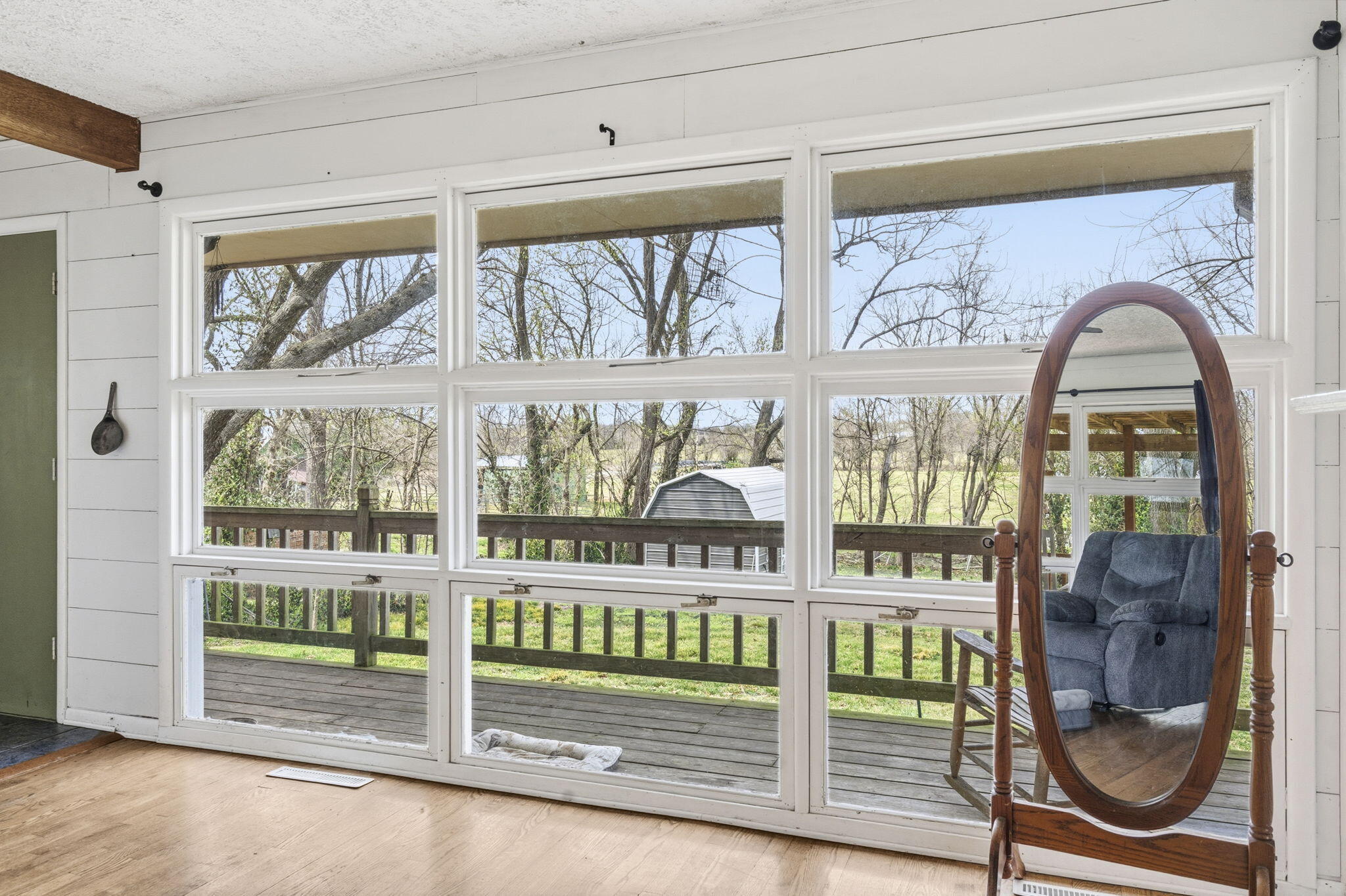 200 North Jefferson Property Photo 7