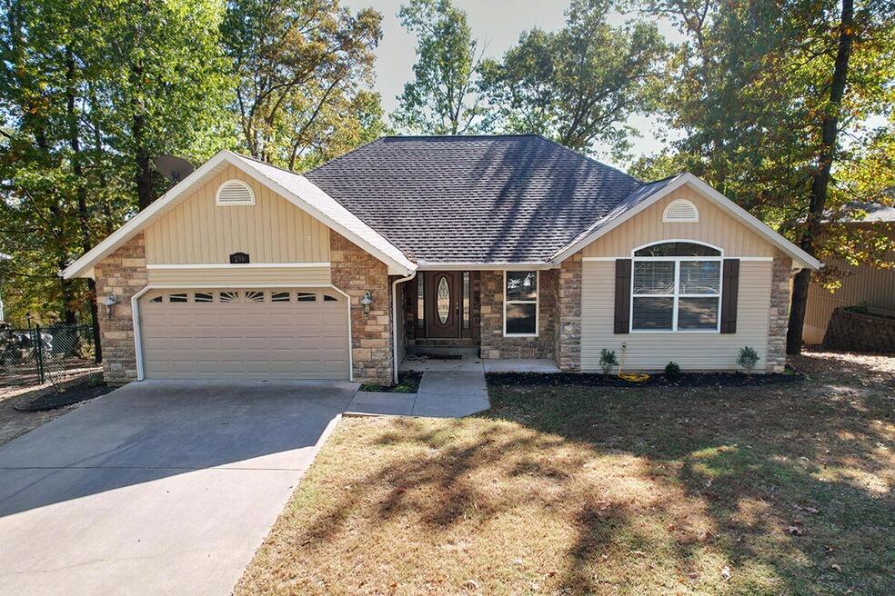 296 Lillian Lane Property Photo 1