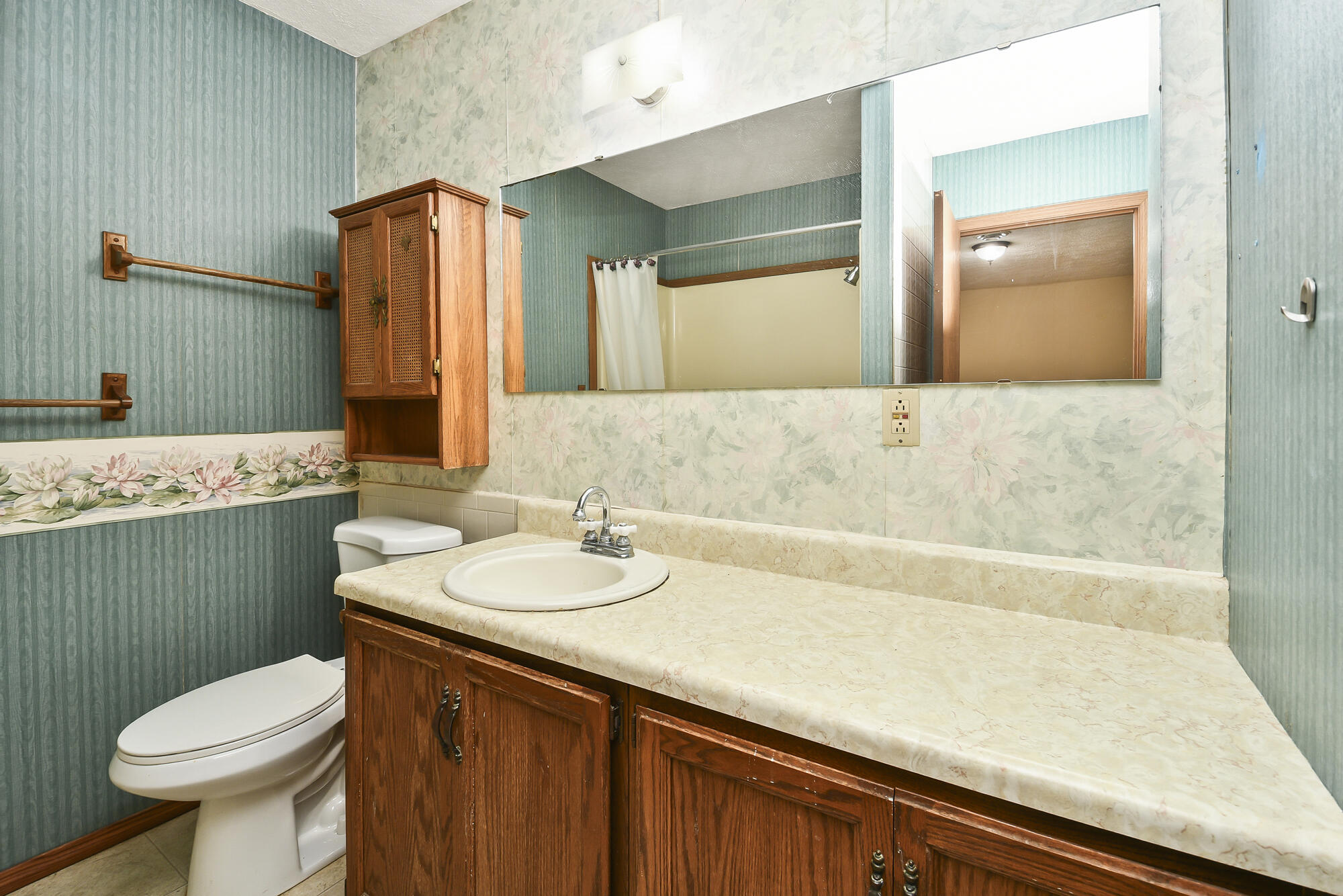1650 Miller Drive Property Photo 24