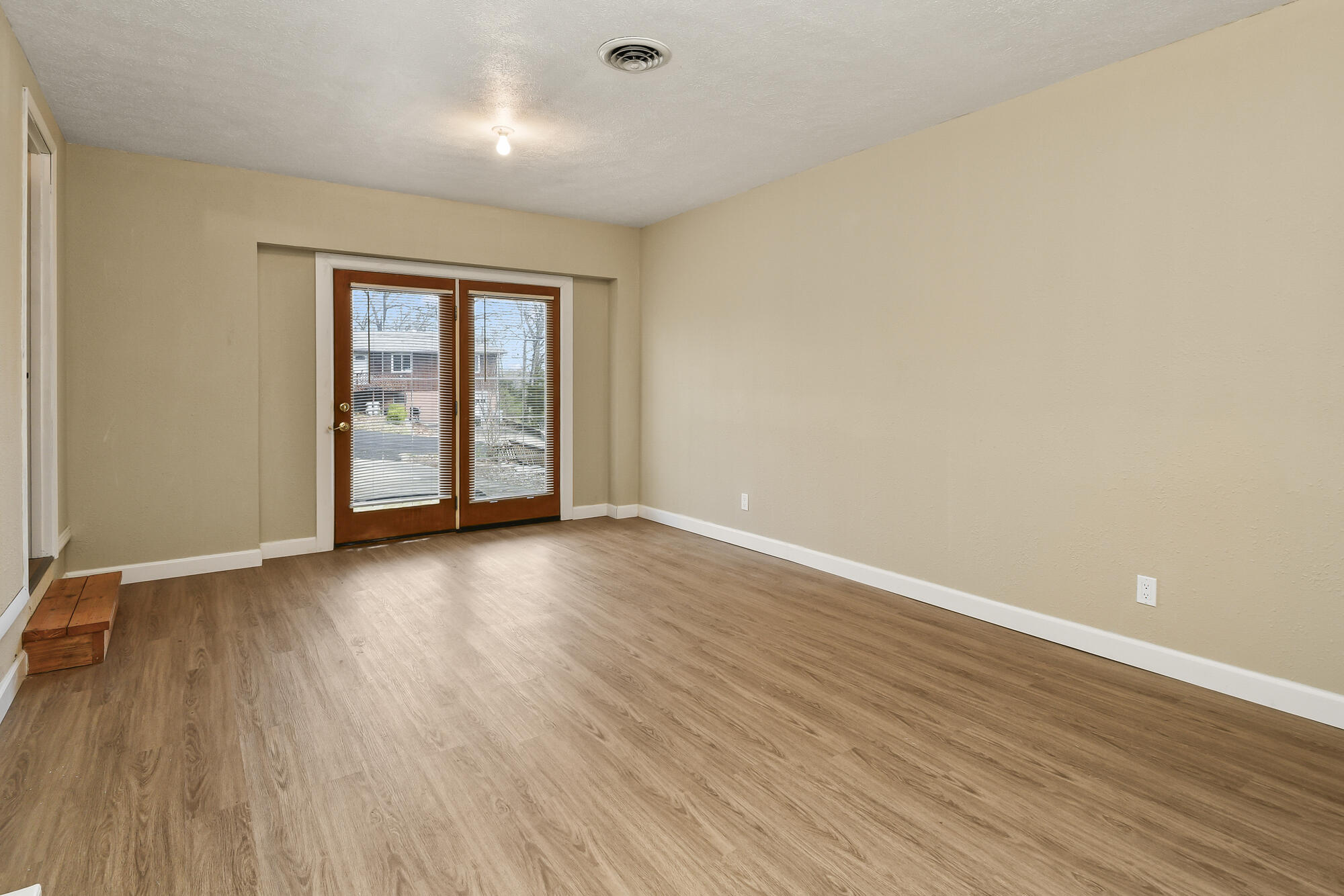 1650 Miller Drive Property Photo 27