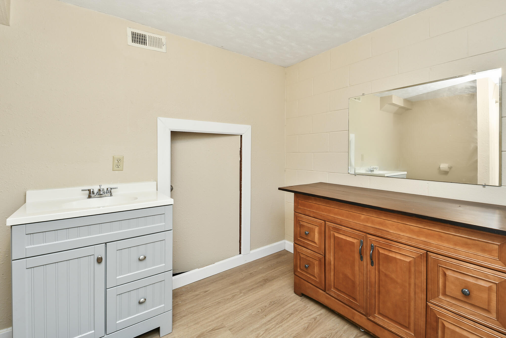 1650 Miller Drive Property Photo 29