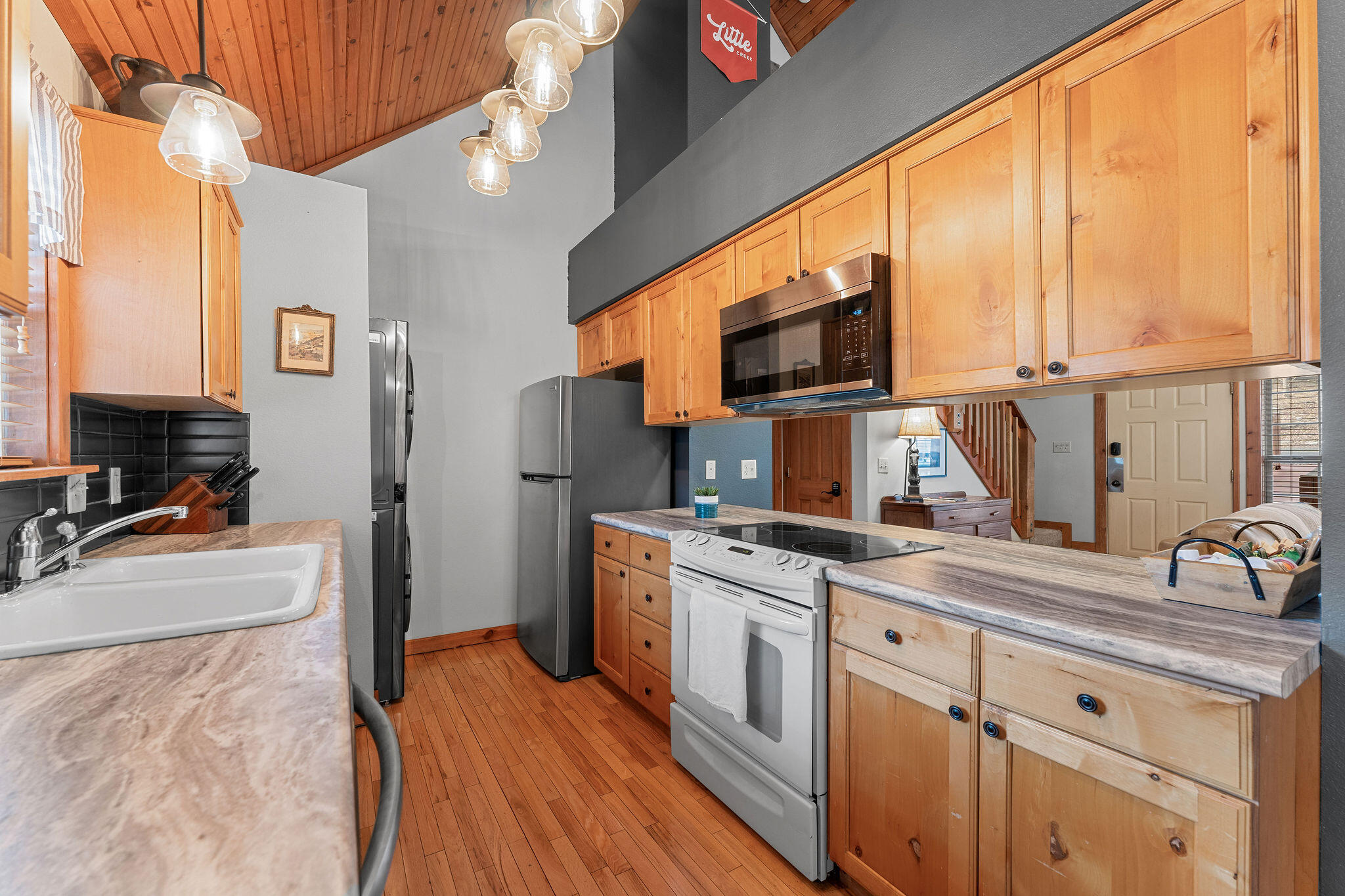 28 Stepping Stone Way Property Photo 15