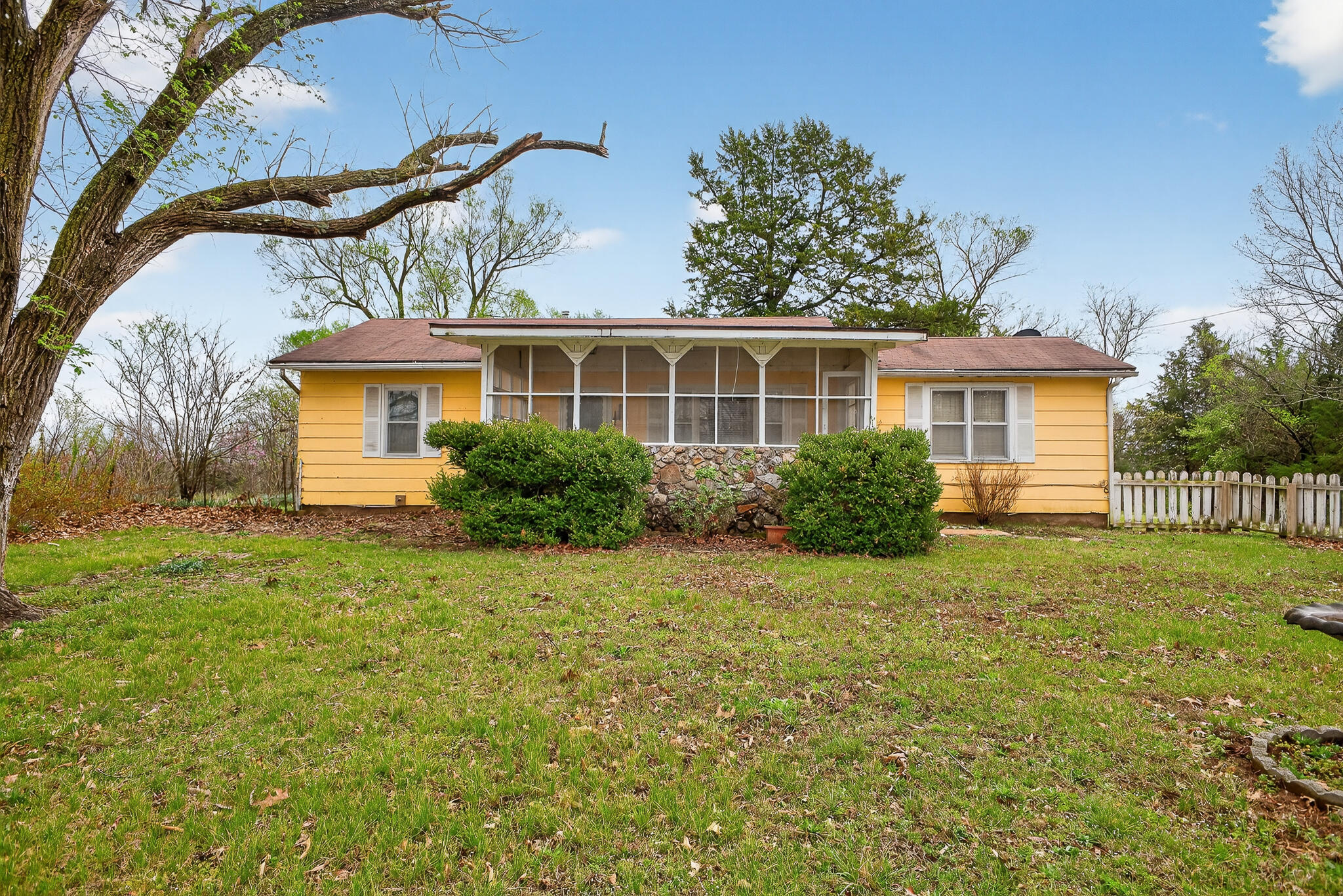 30050 State Highway T Property Photo 2