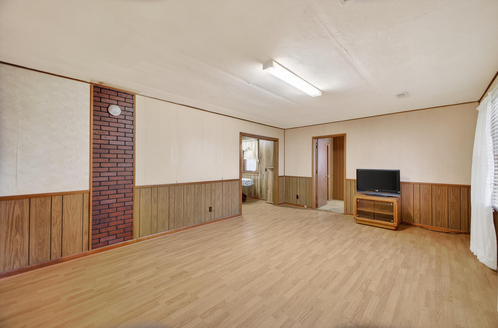 30050 State Highway T Property Photo 5