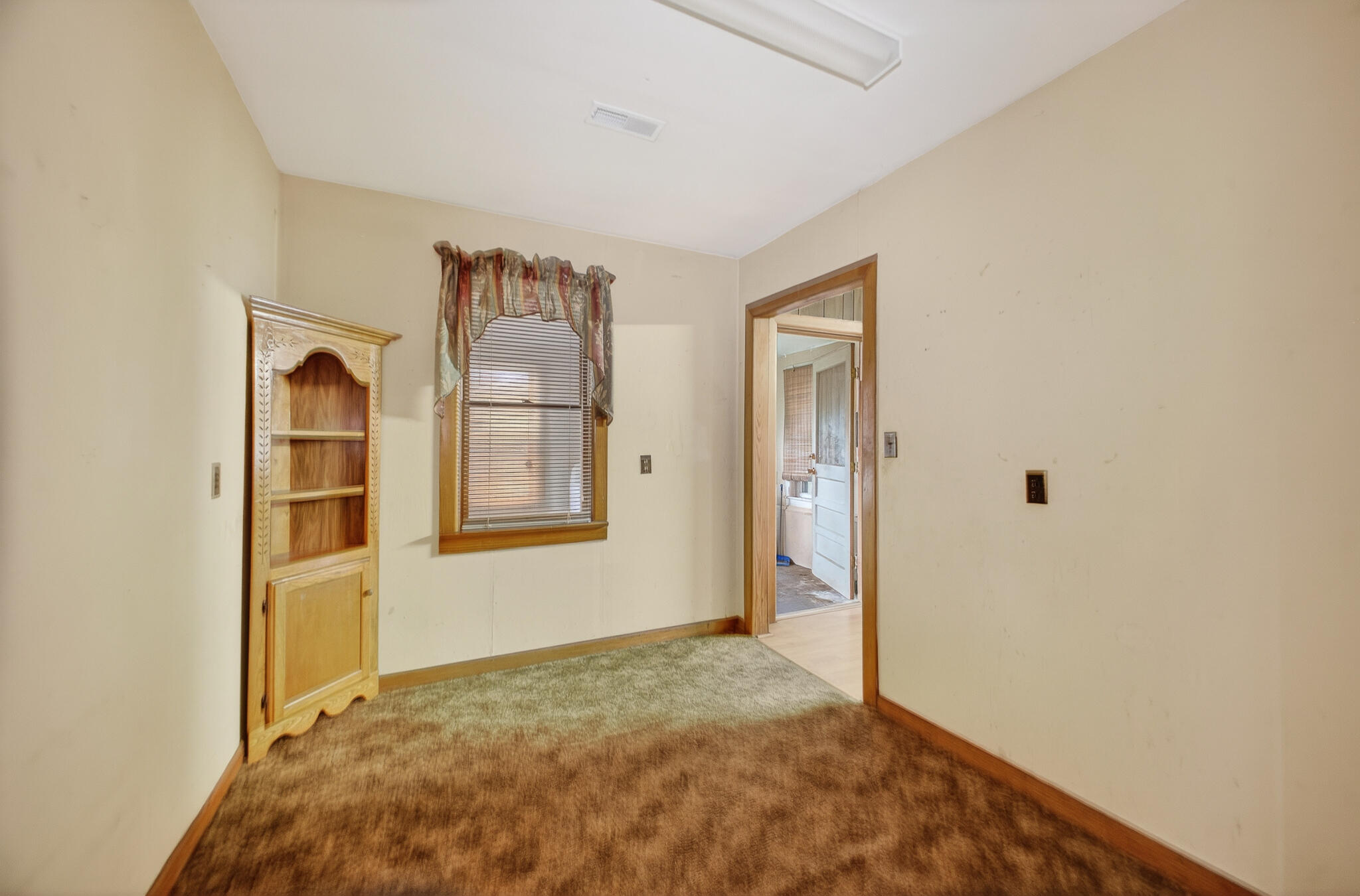 30050 State Highway T Property Photo 12