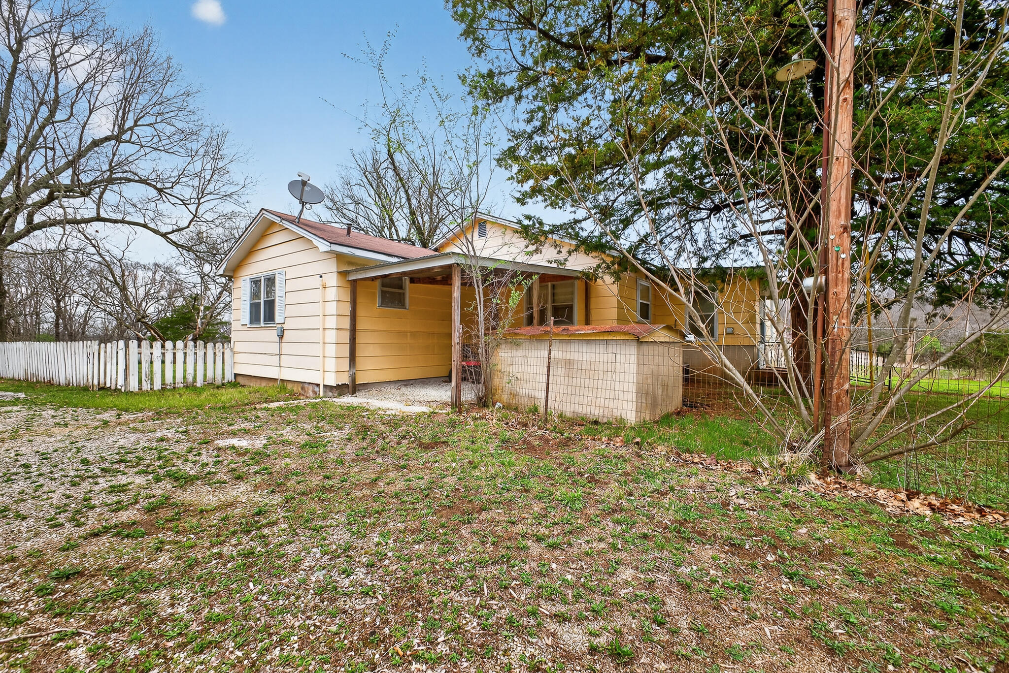 30050 State Highway T Property Photo 33