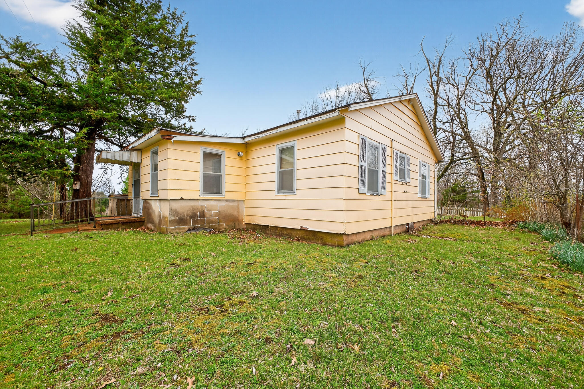 30050 State Highway T Property Photo 35