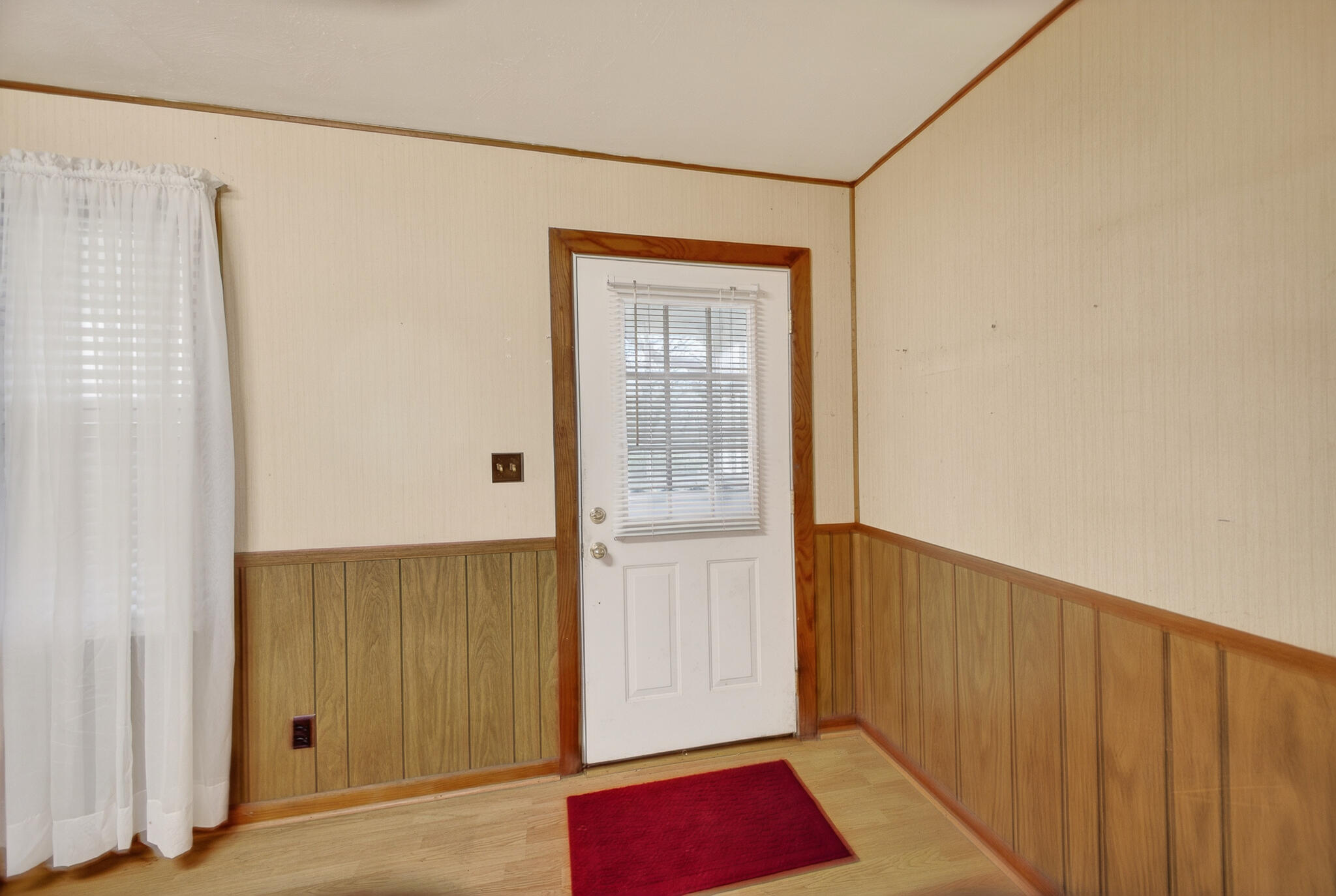 30050 State Highway T Property Photo 36
