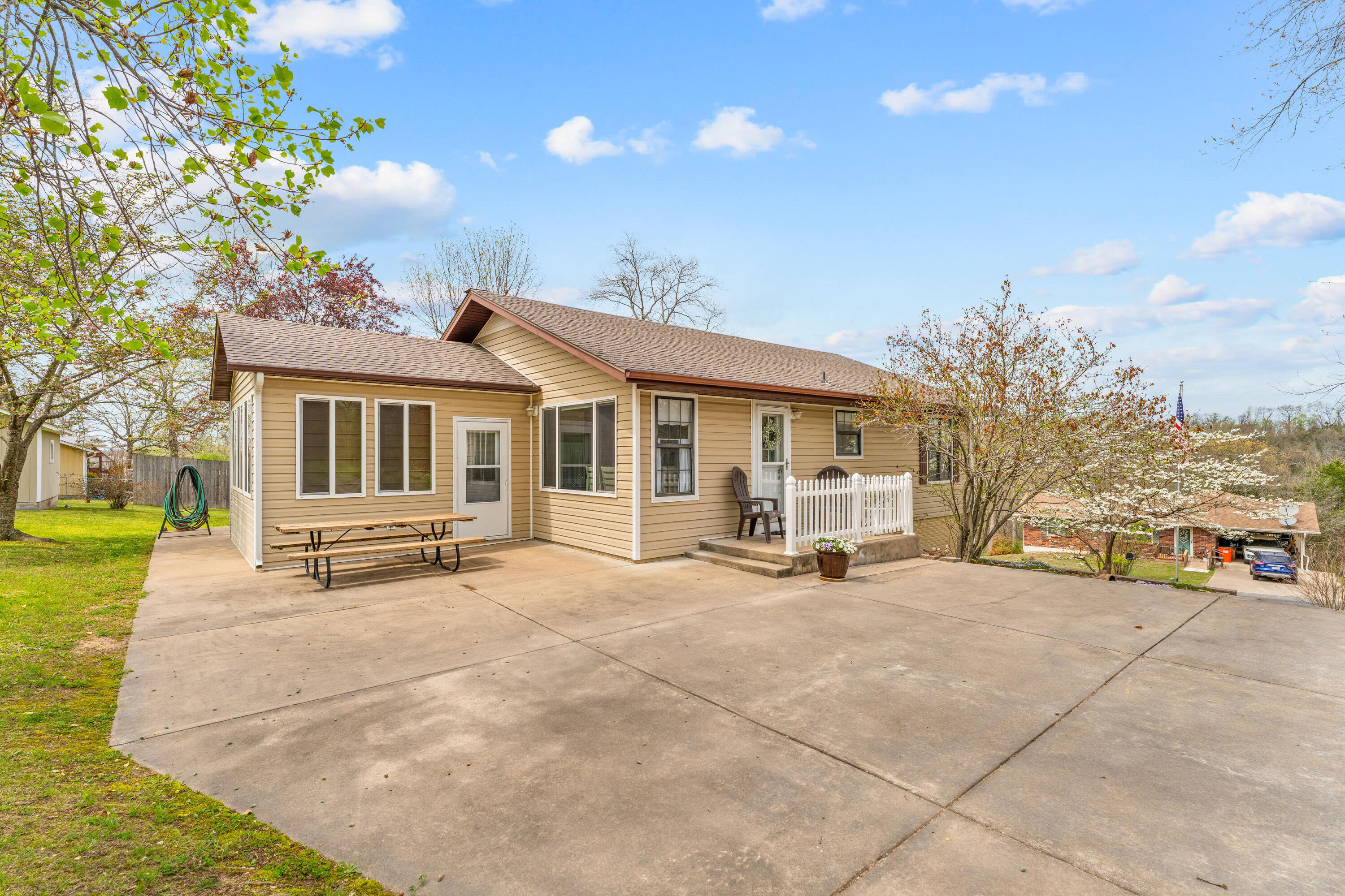25540 Fox Woods Circle Property Photo 5