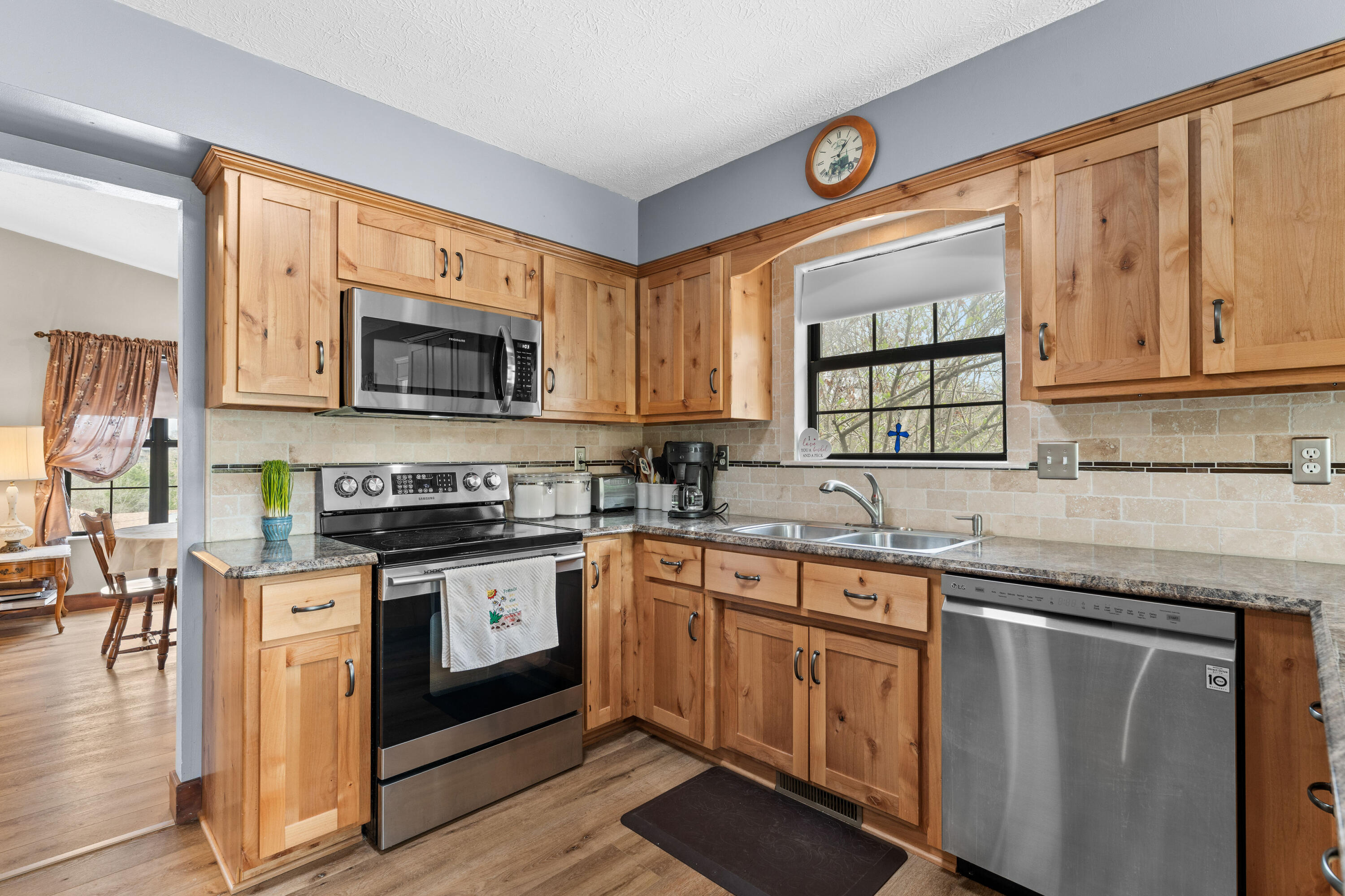 25540 Fox Woods Circle Property Photo 10