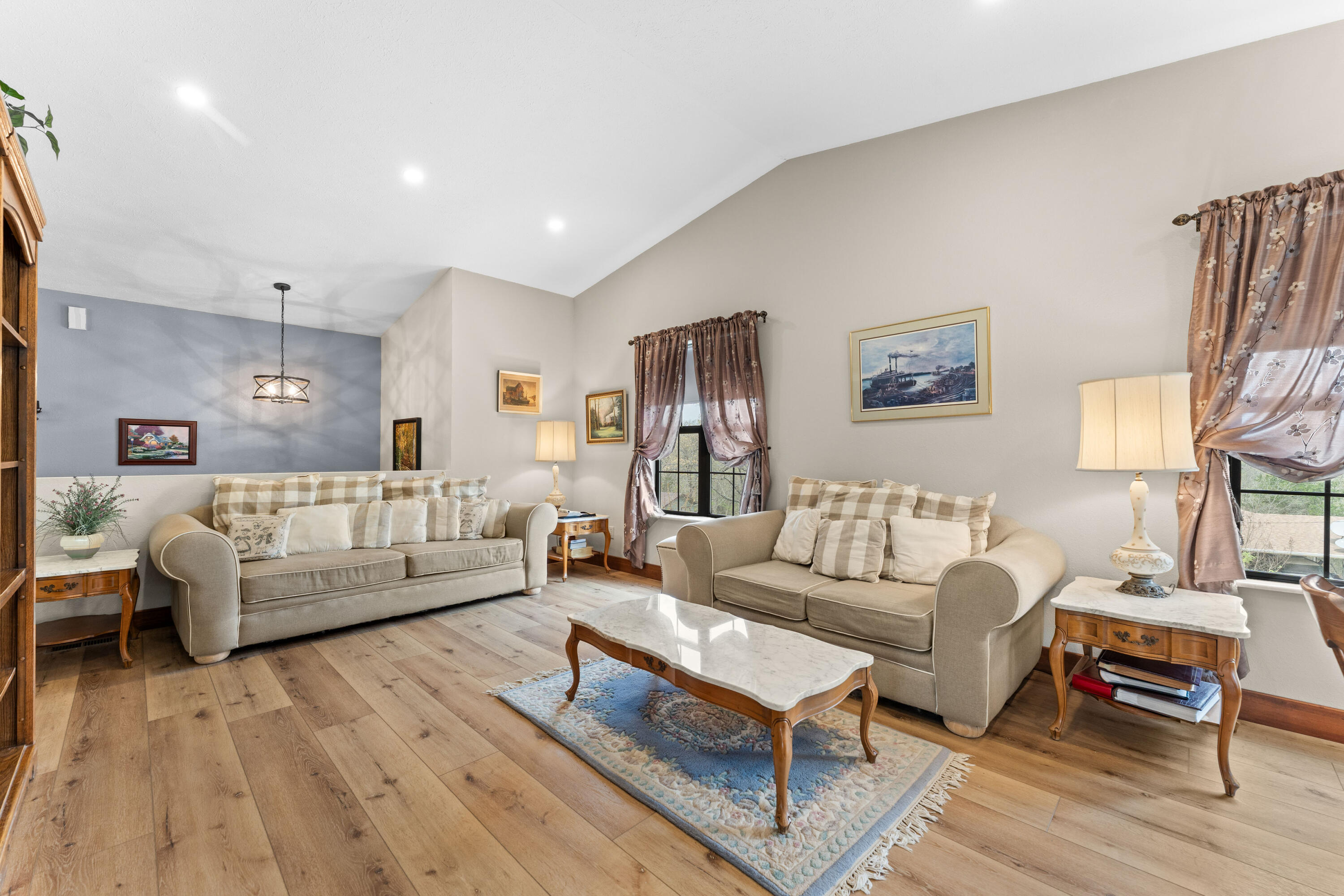 25540 Fox Woods Circle Property Photo 18