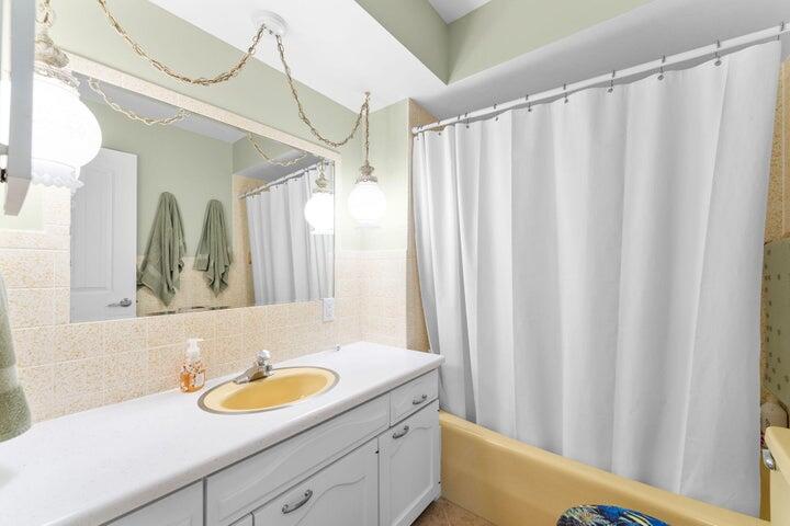 25630 Foxwood Circle Property Photo 18