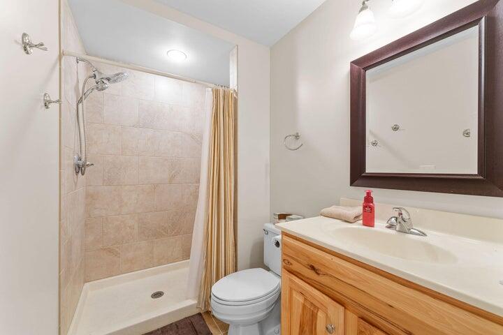 25630 Foxwood Circle Property Photo 19