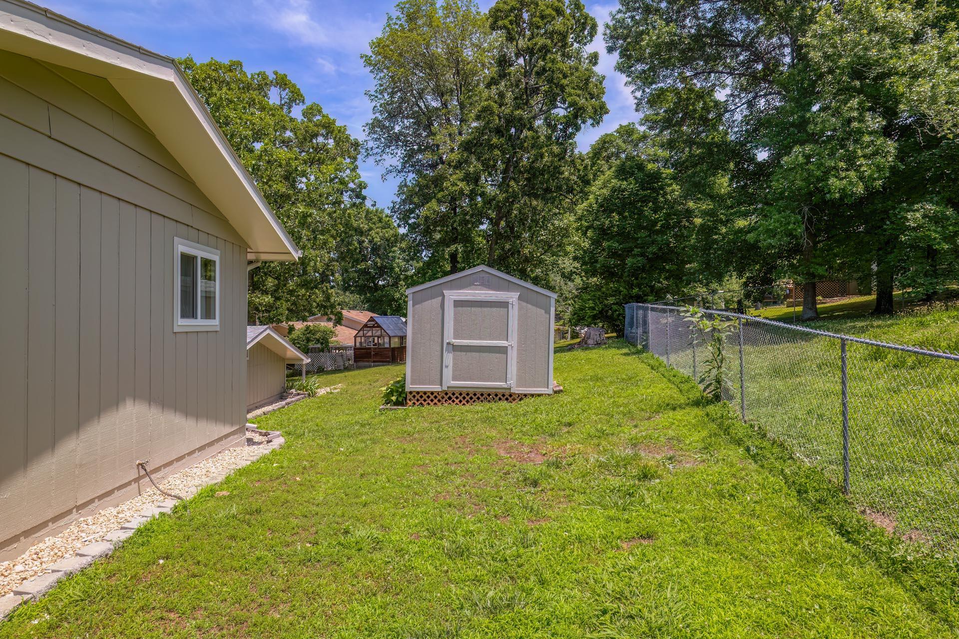 25630 Foxwood Circle Property Photo 33