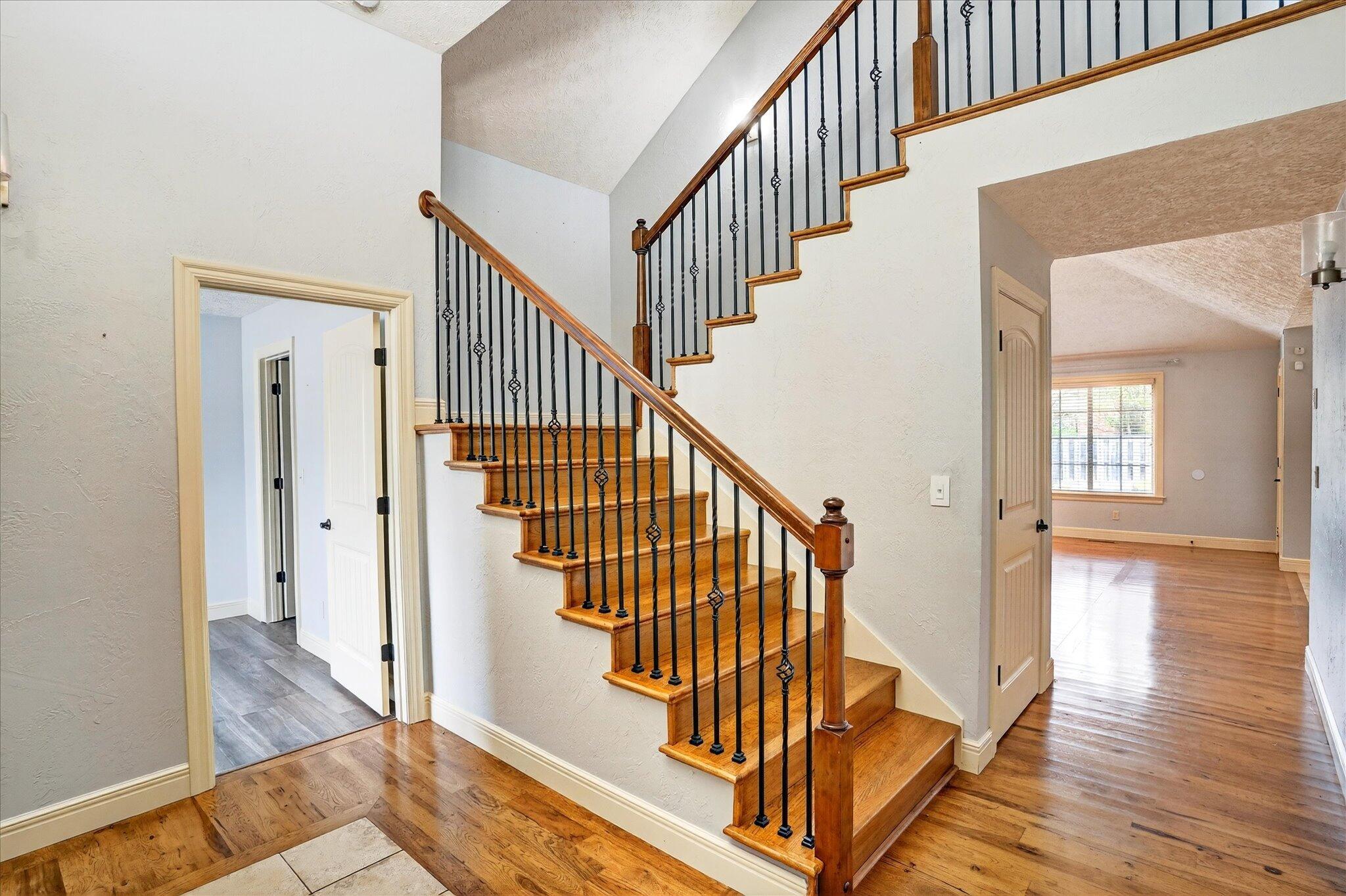 3245 West Brett Drive Property Photo 5