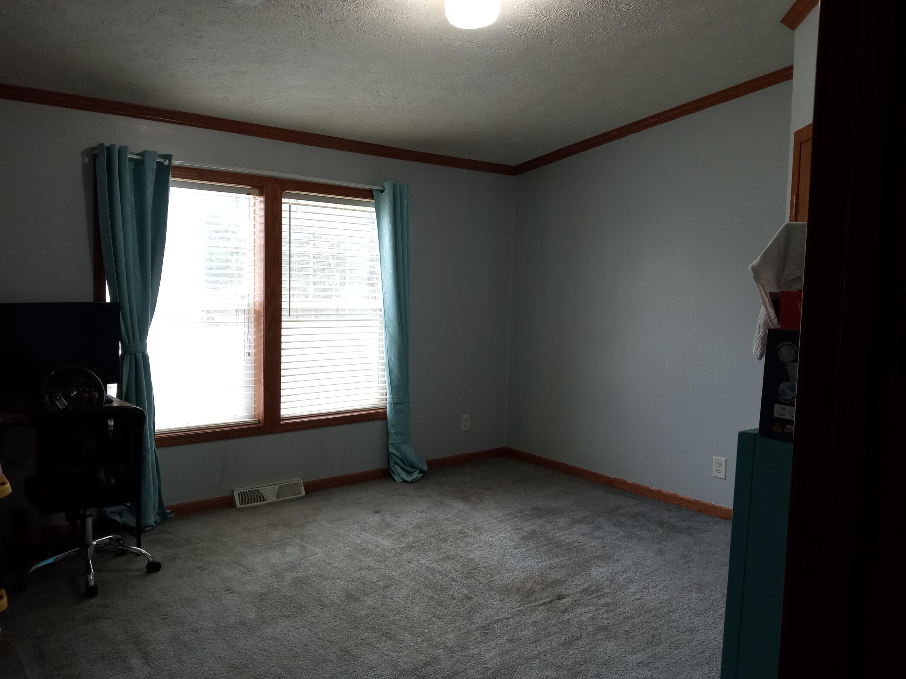 1240 State Road N Property Photo 32