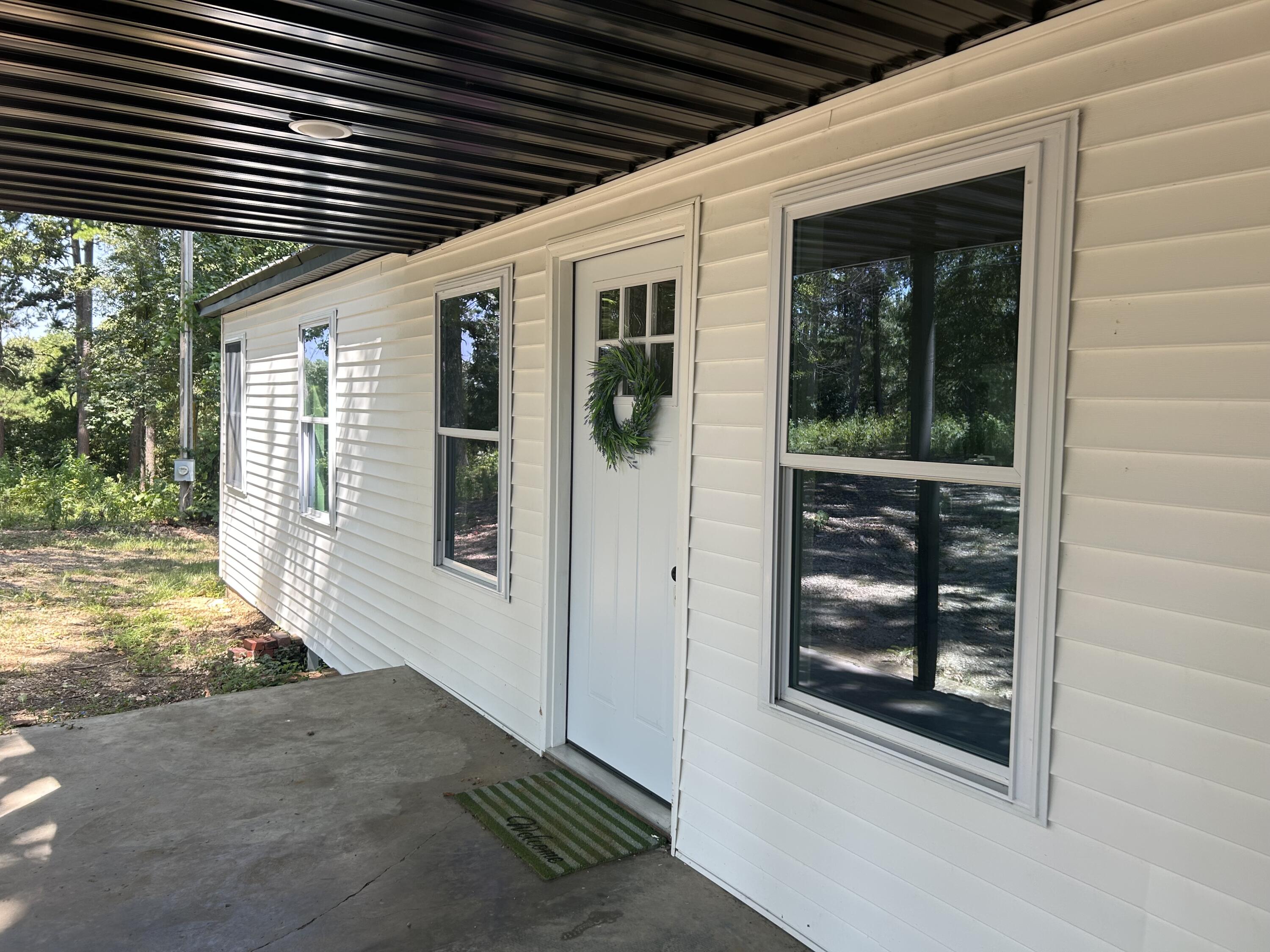 14817 Malberg Road Property Photo 2