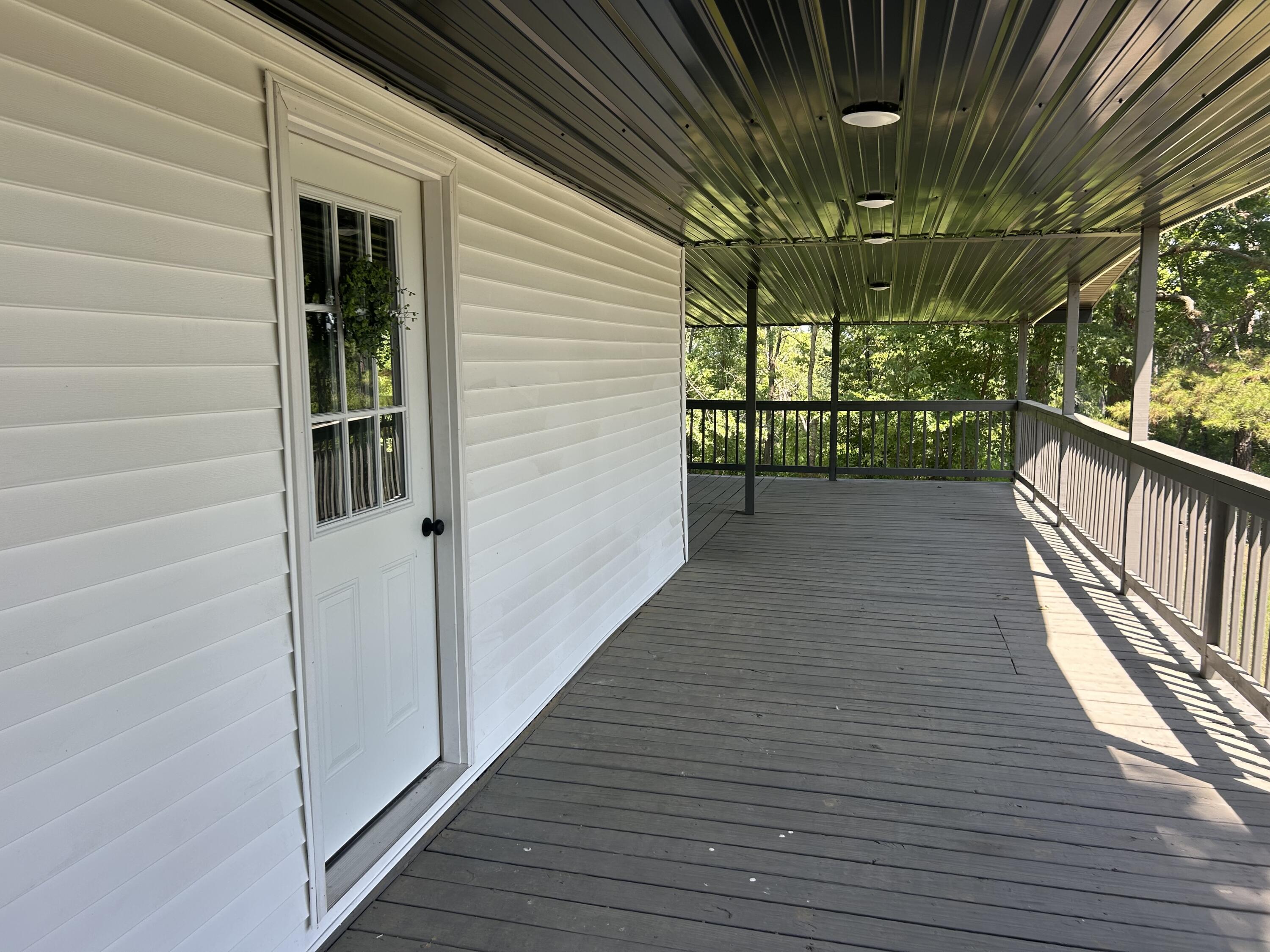 14817 Malberg Road Property Photo 3