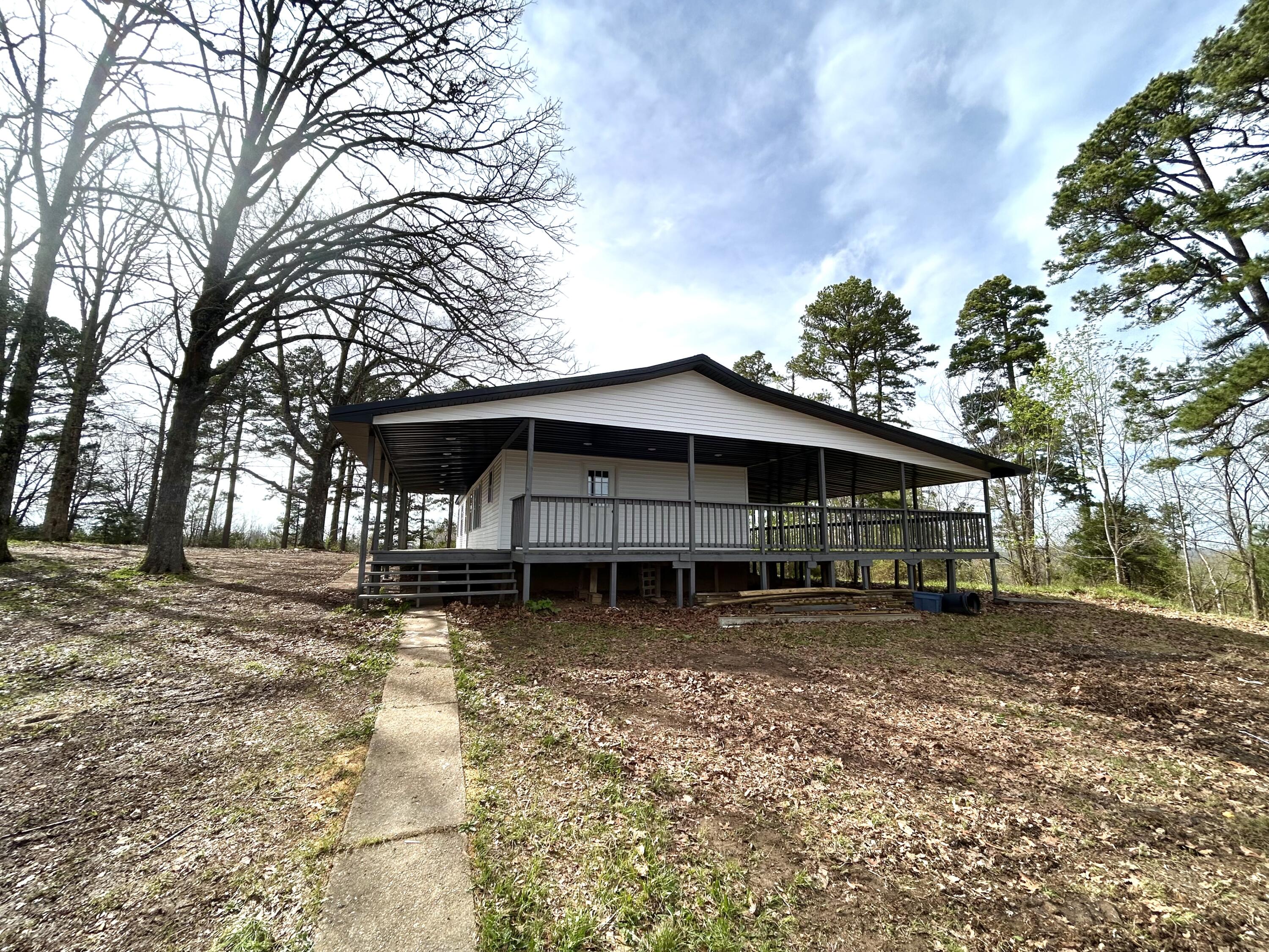 14817 Malberg Road Property Photo 11