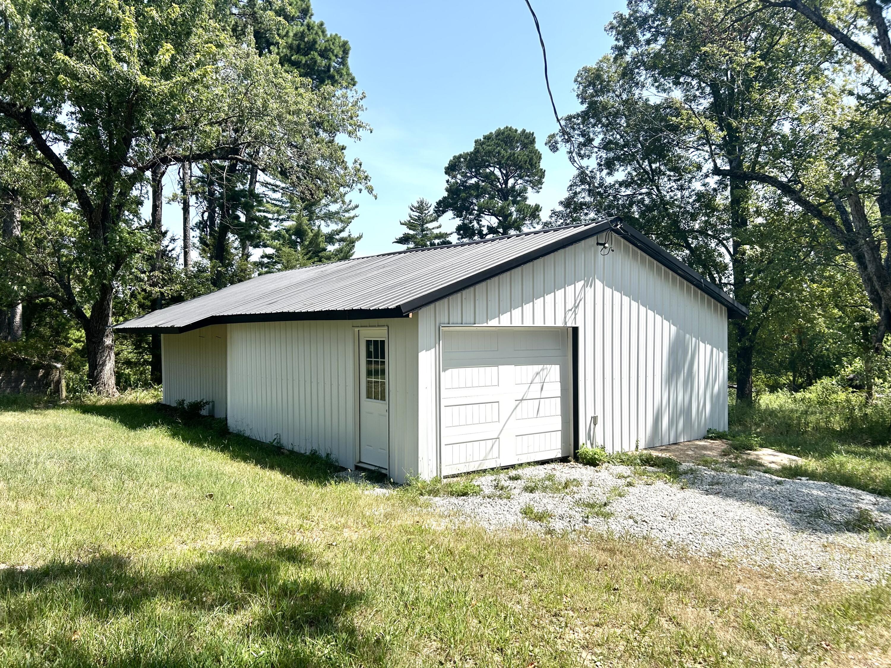 14817 Malberg Road Property Photo 29