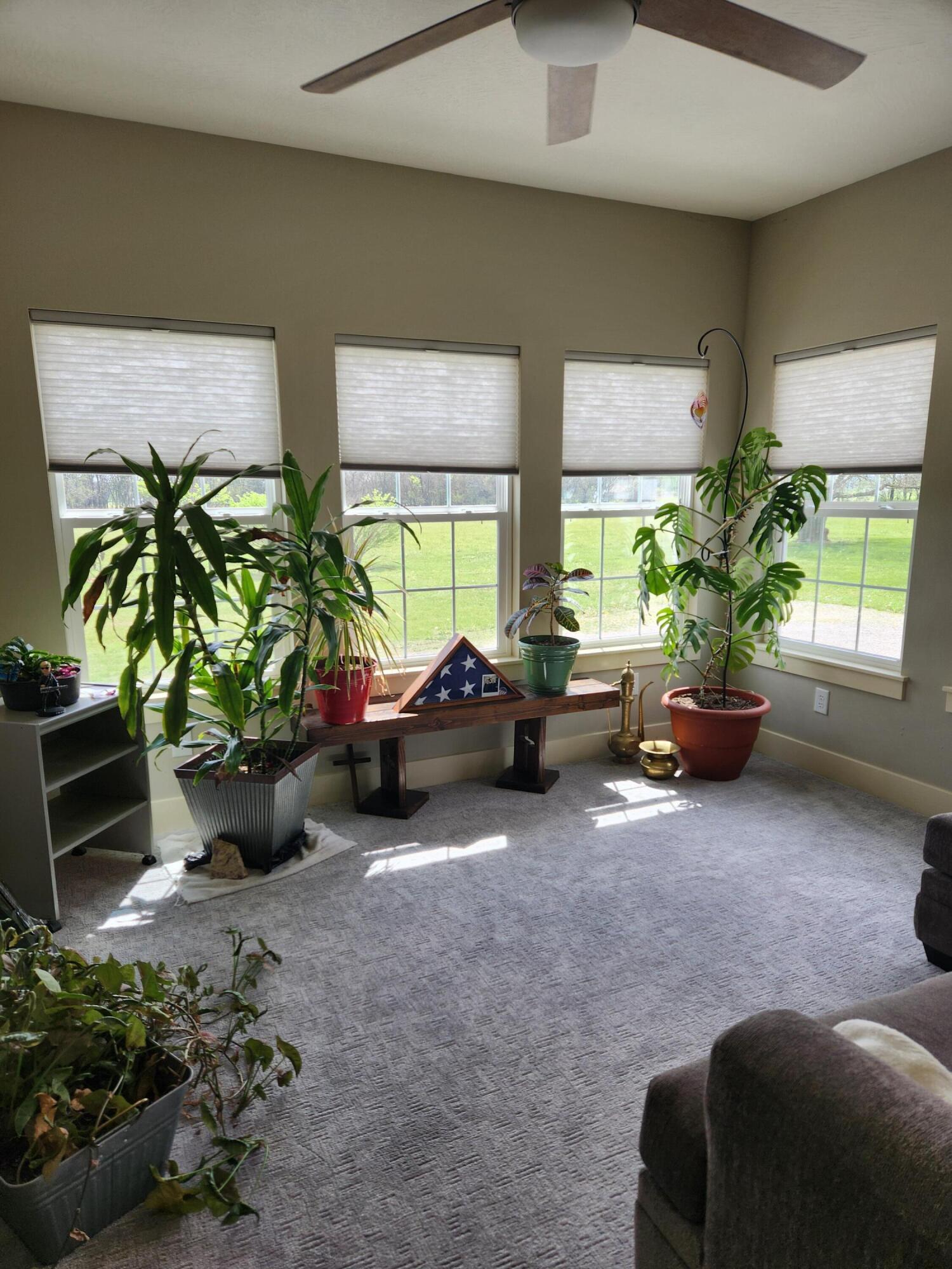 20687 Lawrence 1230 Property Photo 21