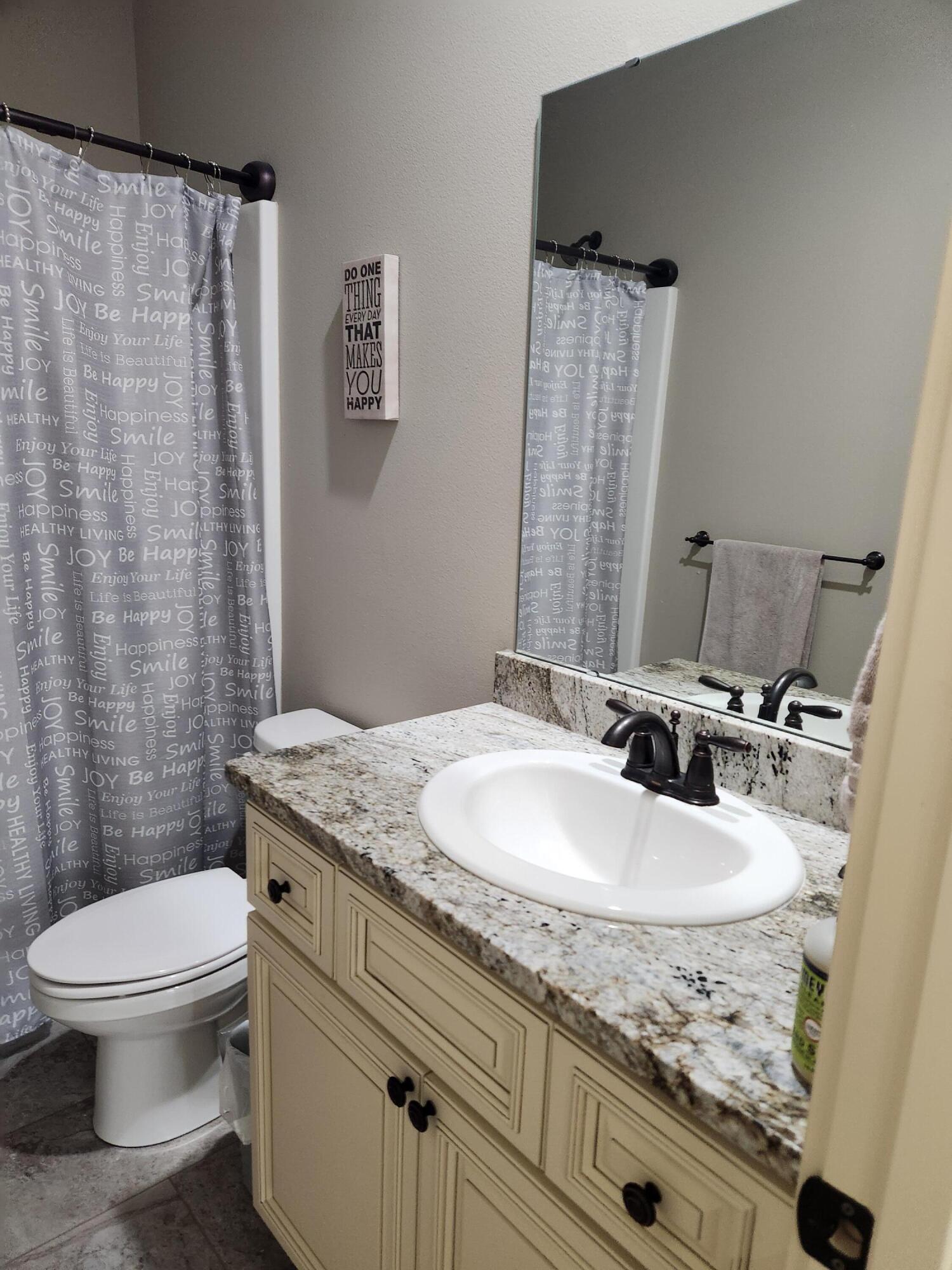 20687 Lawrence 1230 Property Photo 24