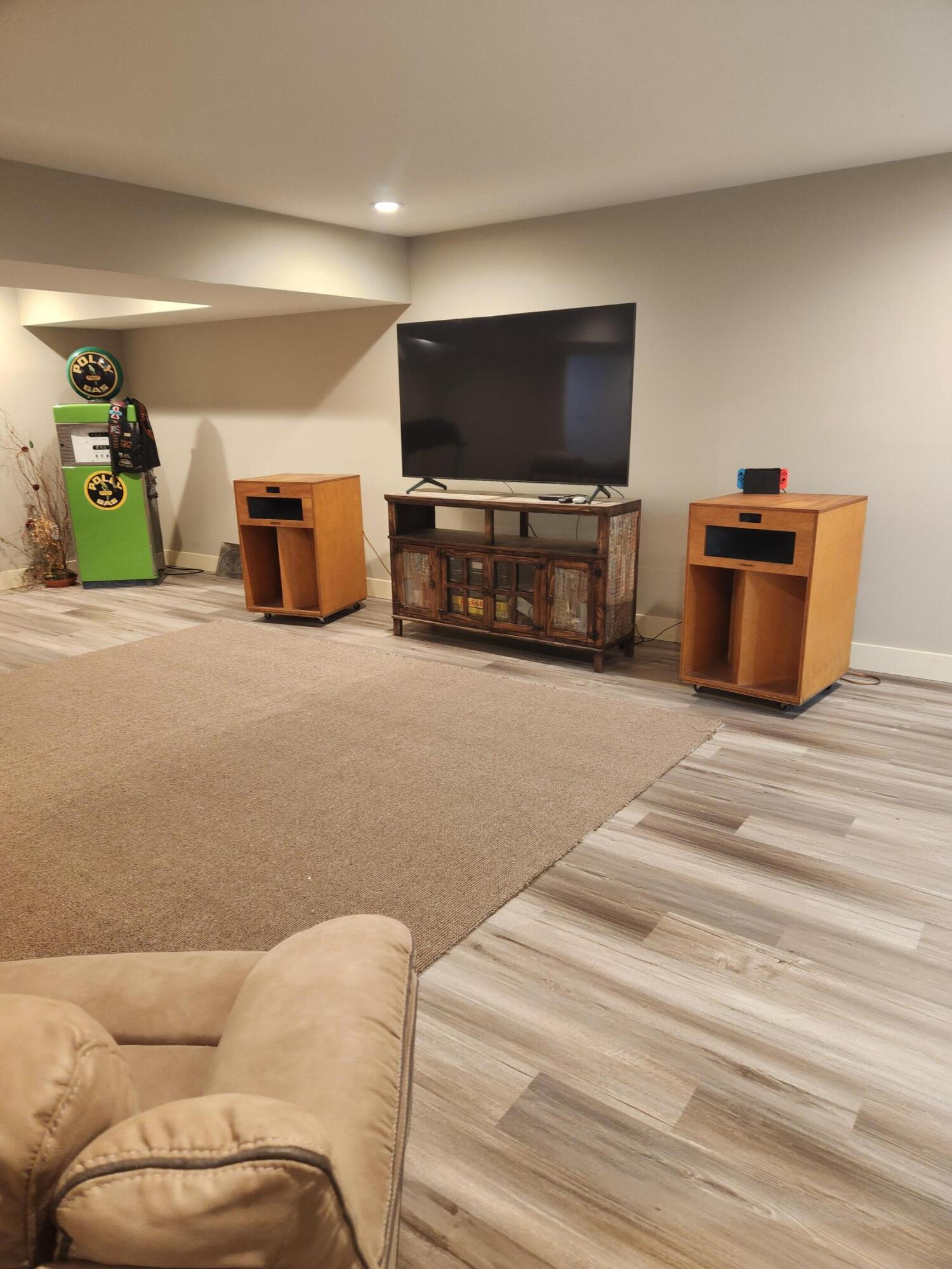 20687 Lawrence 1230 Property Photo 28