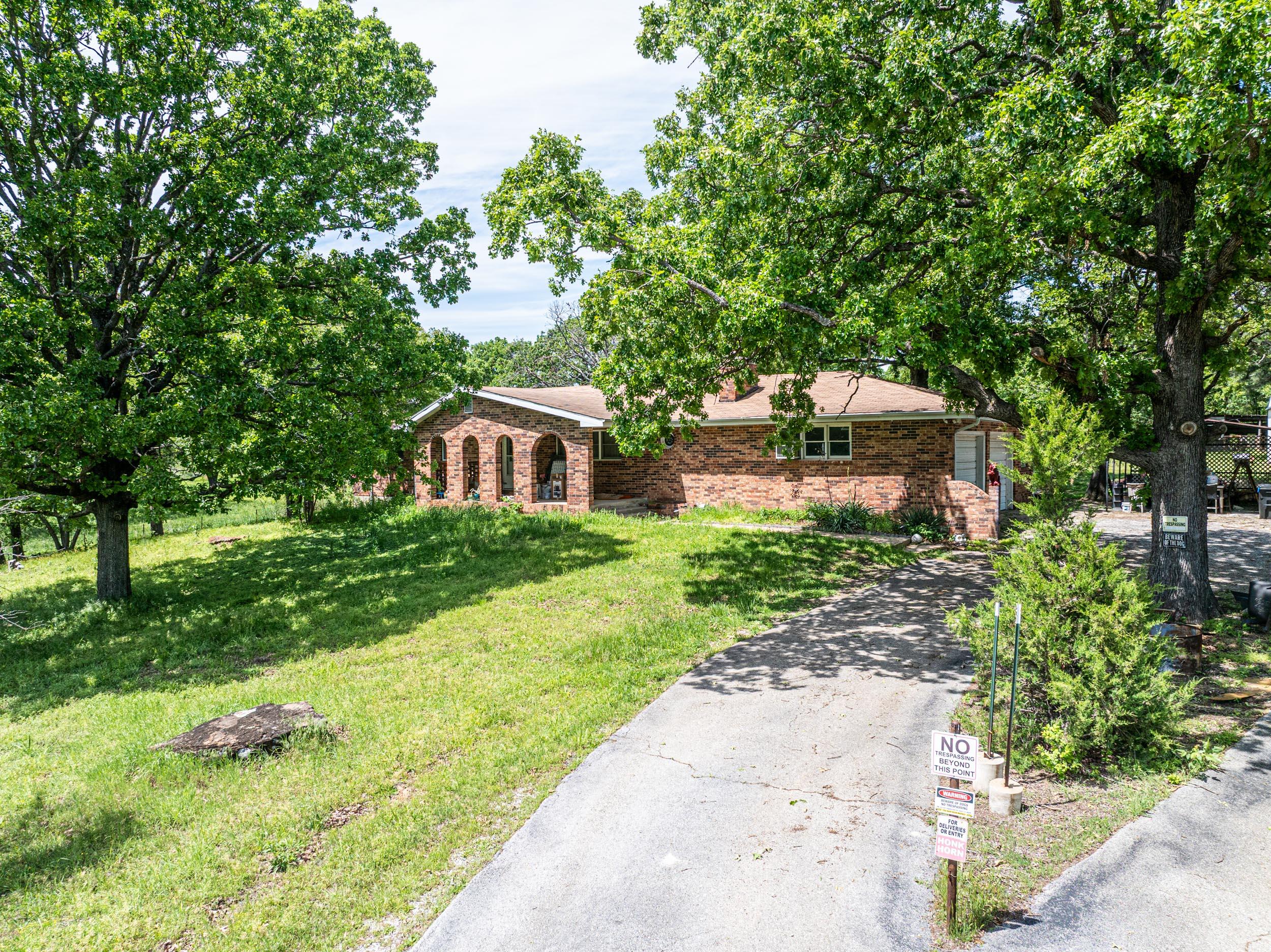 9155 Southwest Highway 82 Property Photo 24