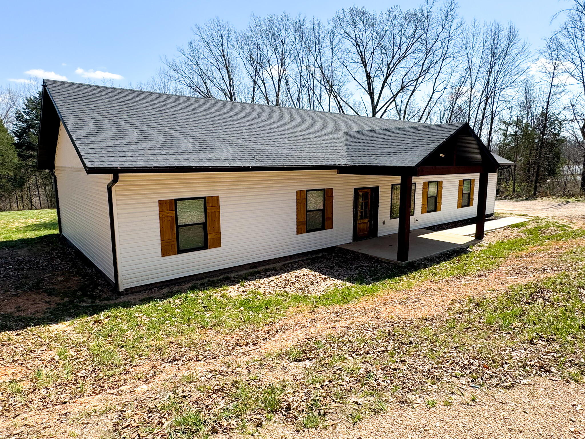 290 Mccord Bend Road Property Photo 2