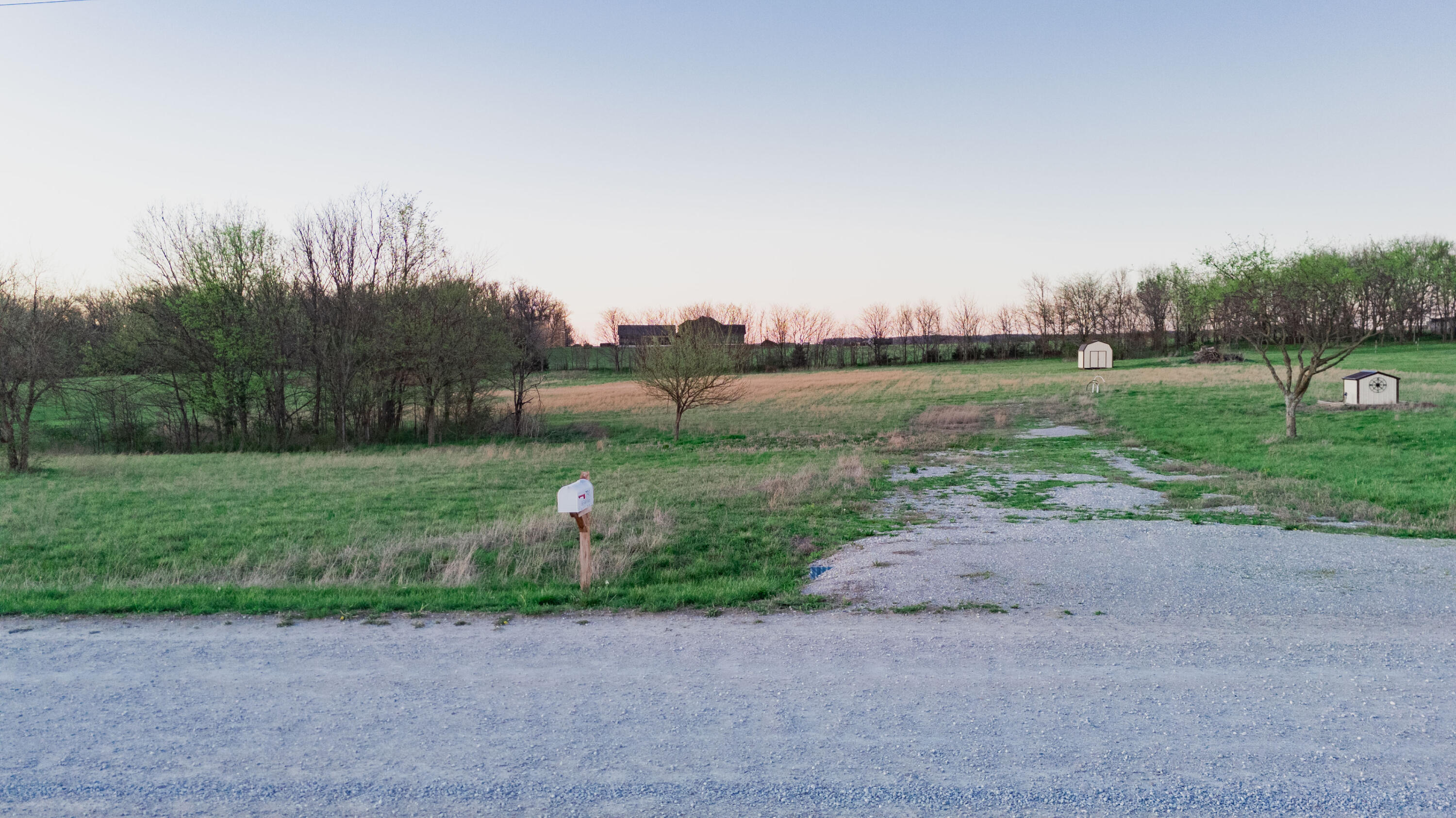 791 East 446th Road Property Photo 18