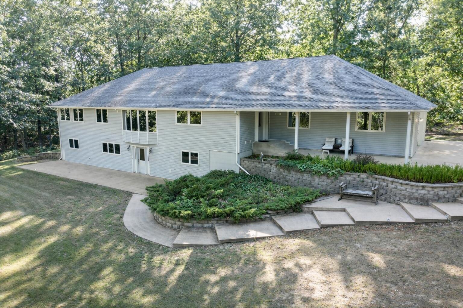 9654 County Road 2680 Property Photo 1