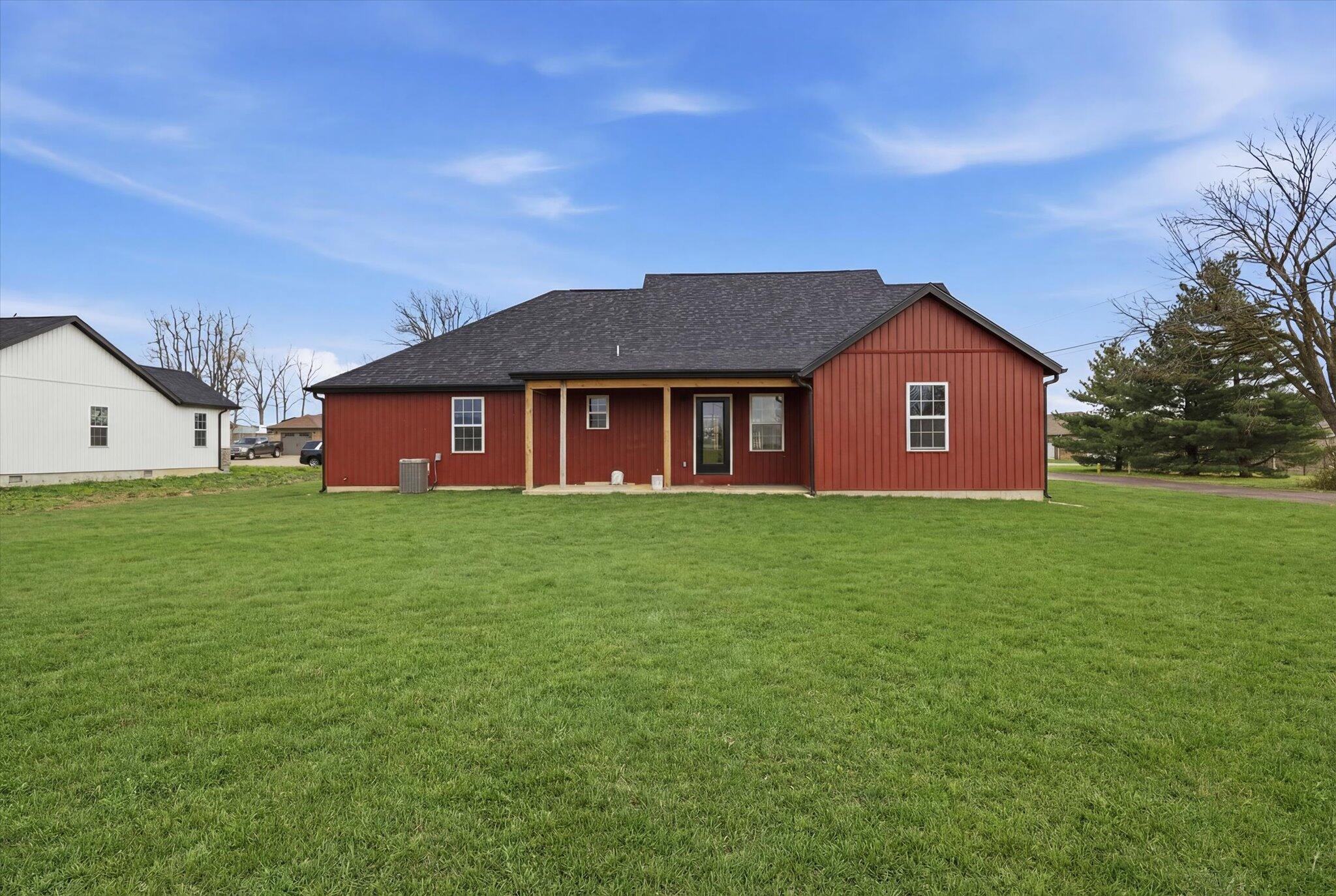 2601 Country Drive Property Photo 4