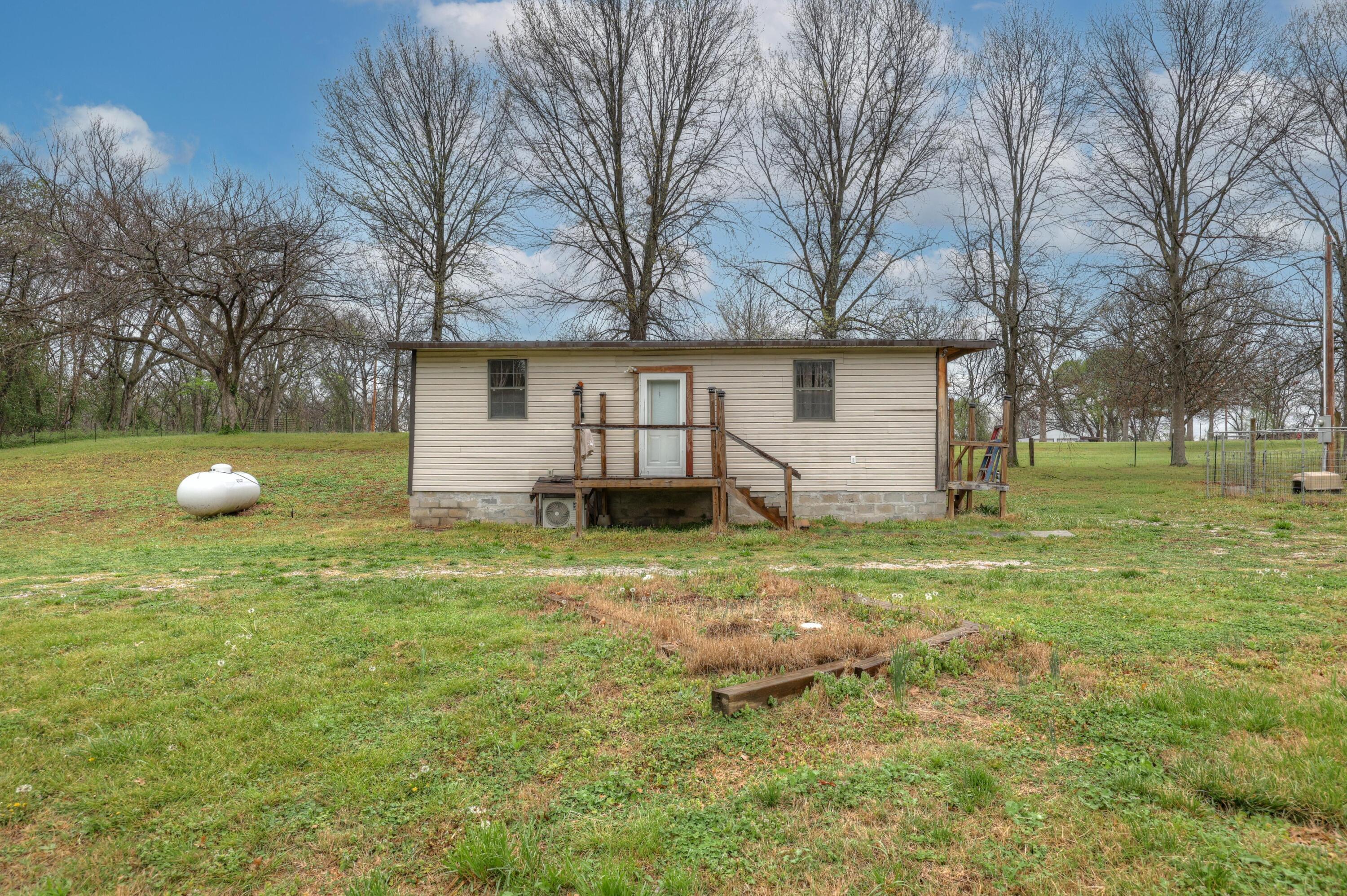 2235 County Road 176 Property Photo 2