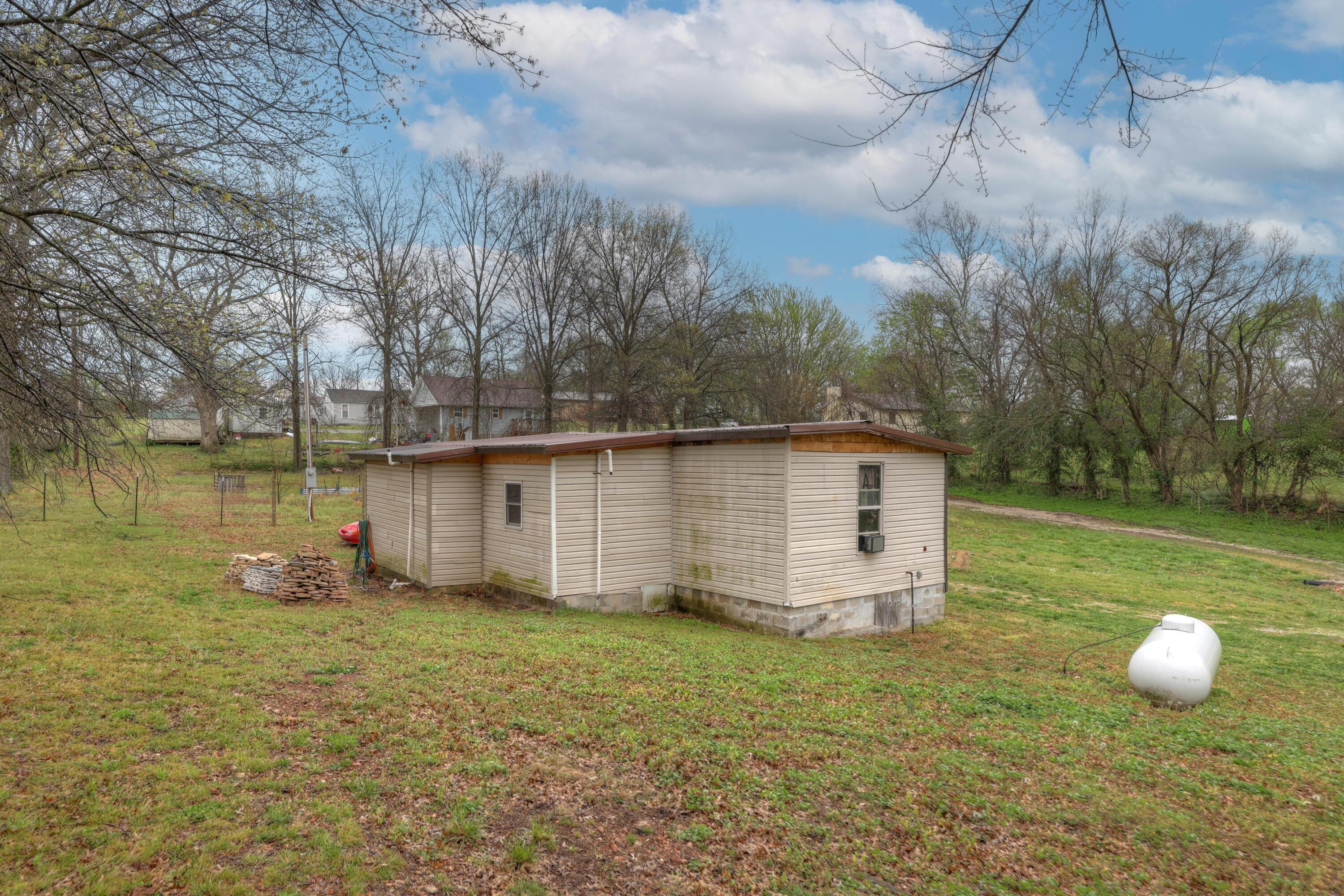 2235 County Road 176 Property Photo 6