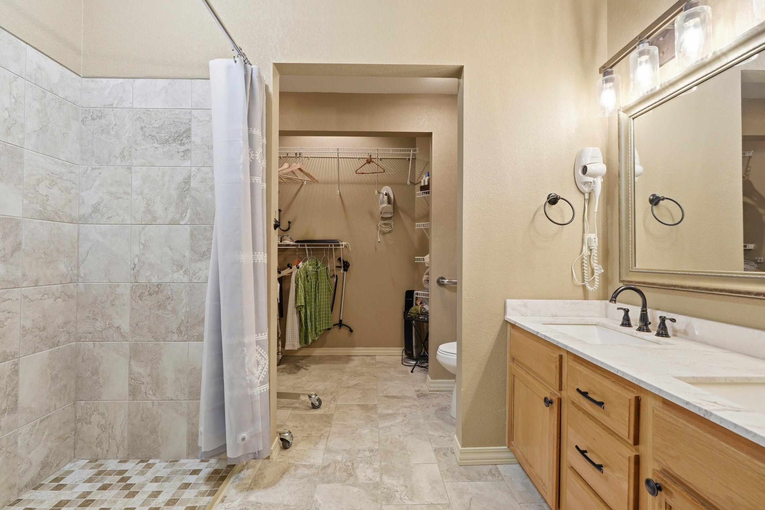 101 Residence Lane Property Photo 21