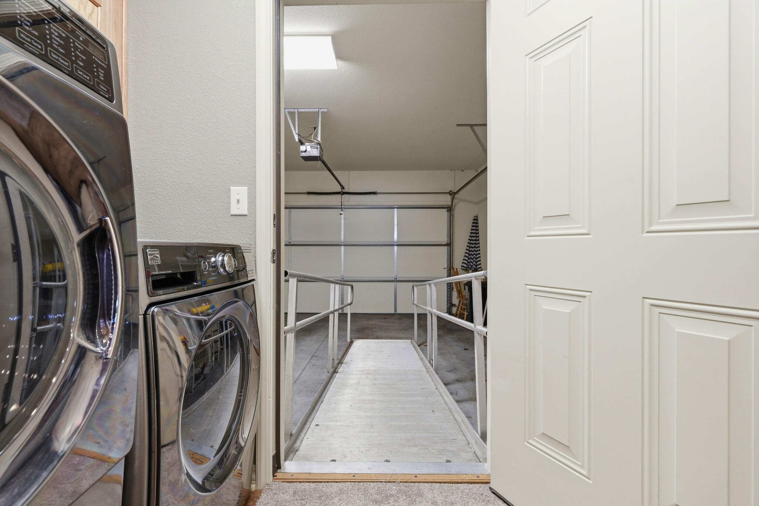 101 Residence Lane Property Photo 40