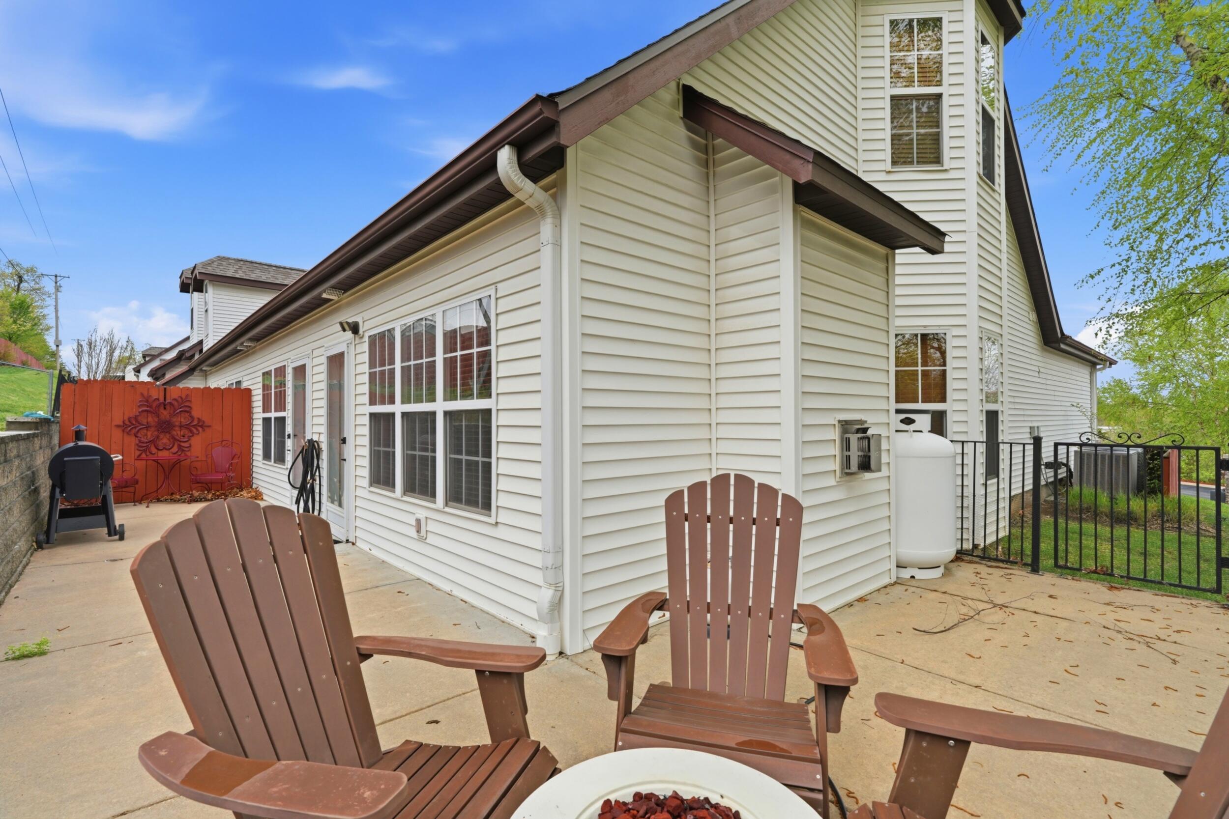 101 Residence Lane Property Photo 43