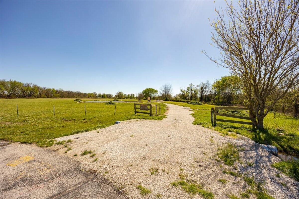 10855 County Ln 133 Property Photo 20