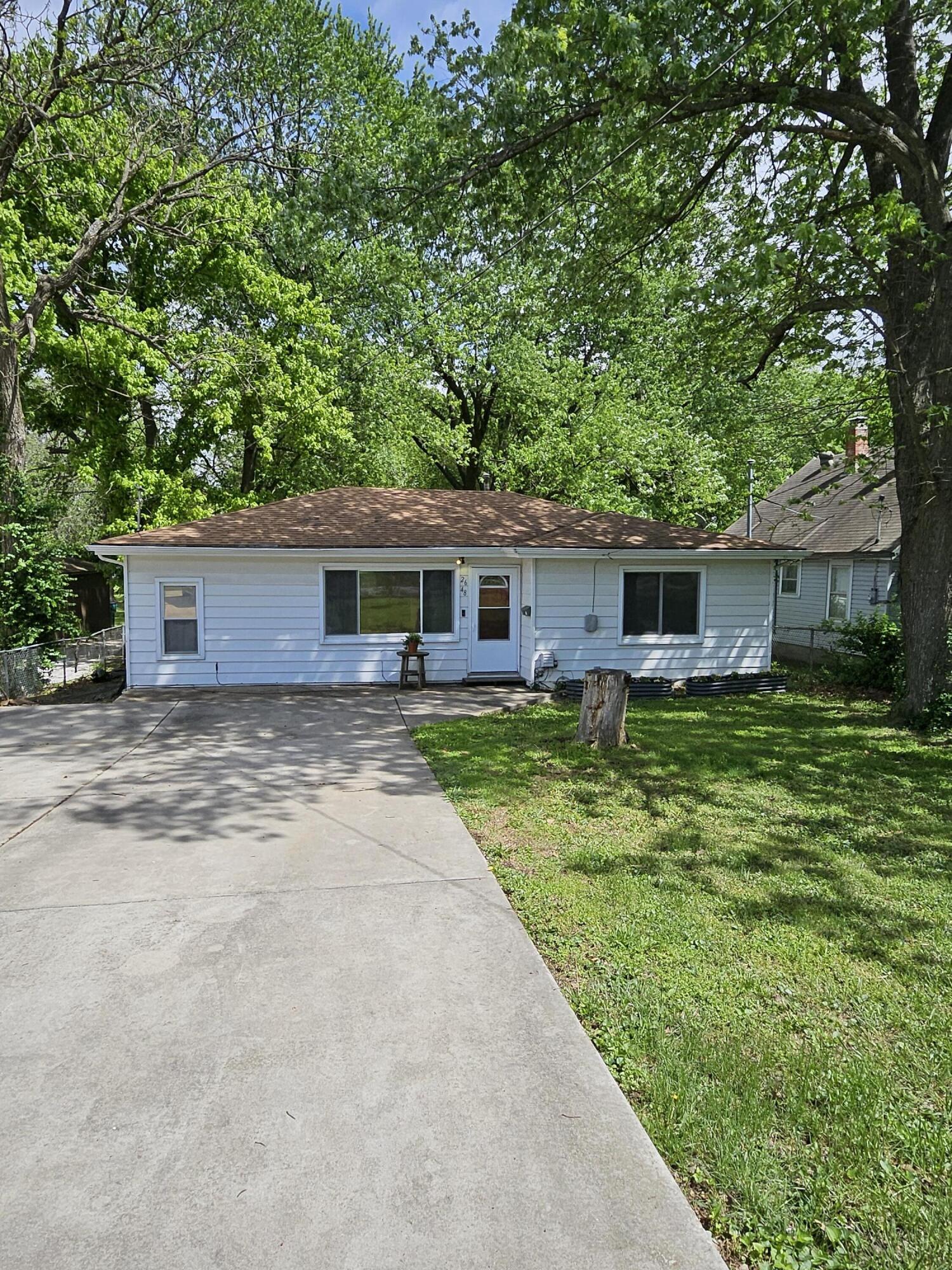 2648 North Howard Avenue Property Photo 1