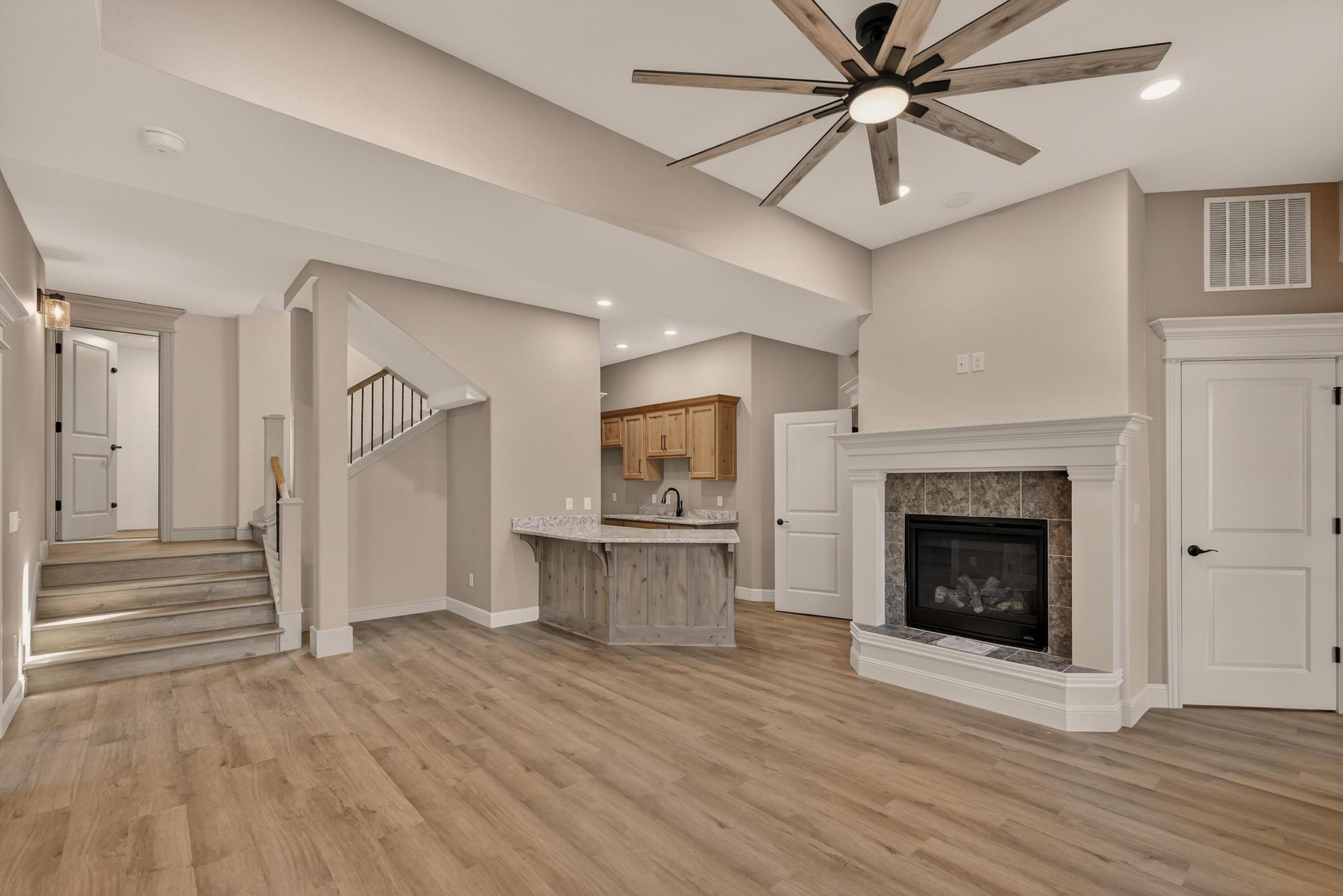 108 Whispering Oaks Drive Property Photo 40