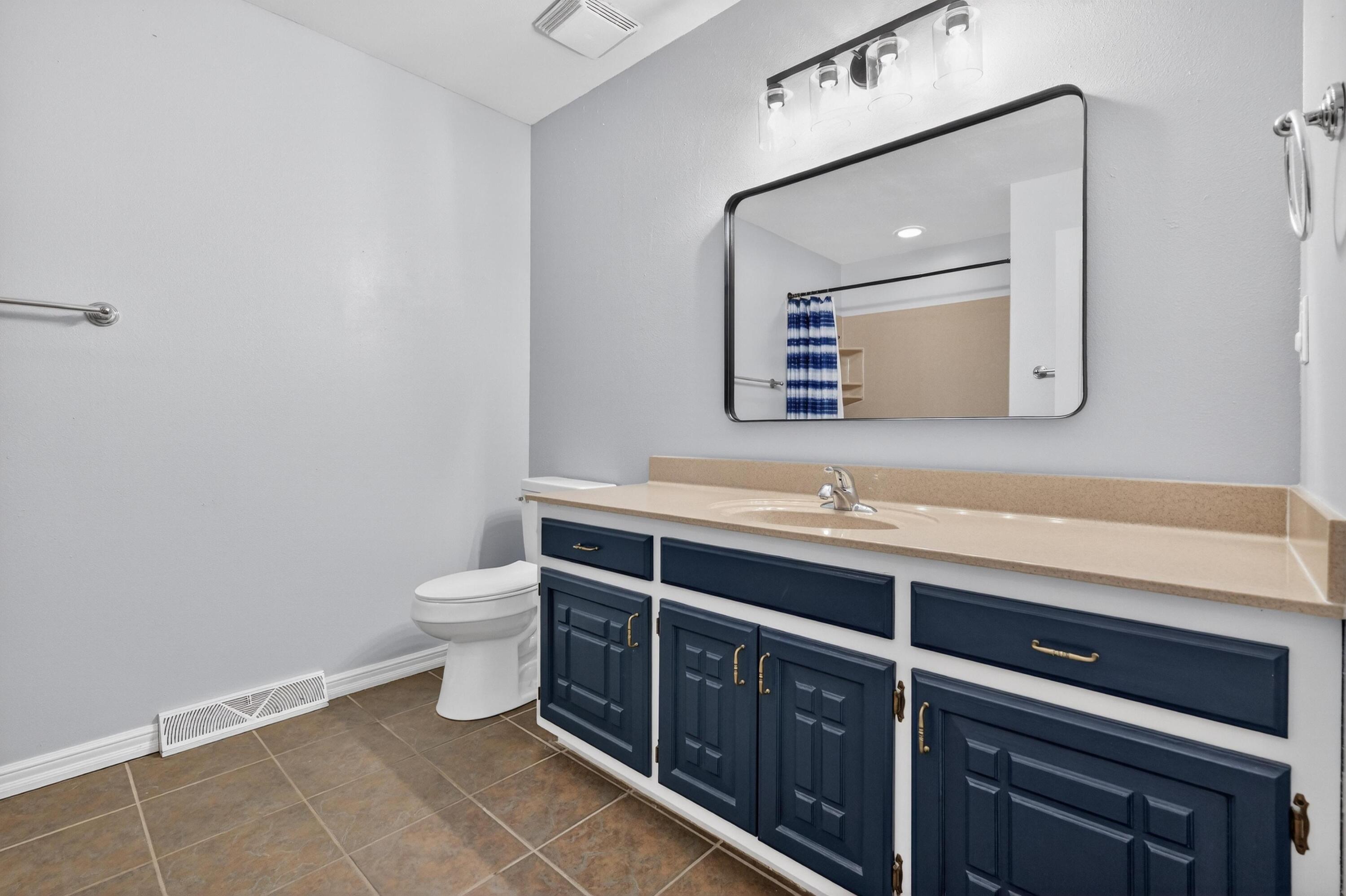 2905 Southern Hills Drive Property Photo 15
