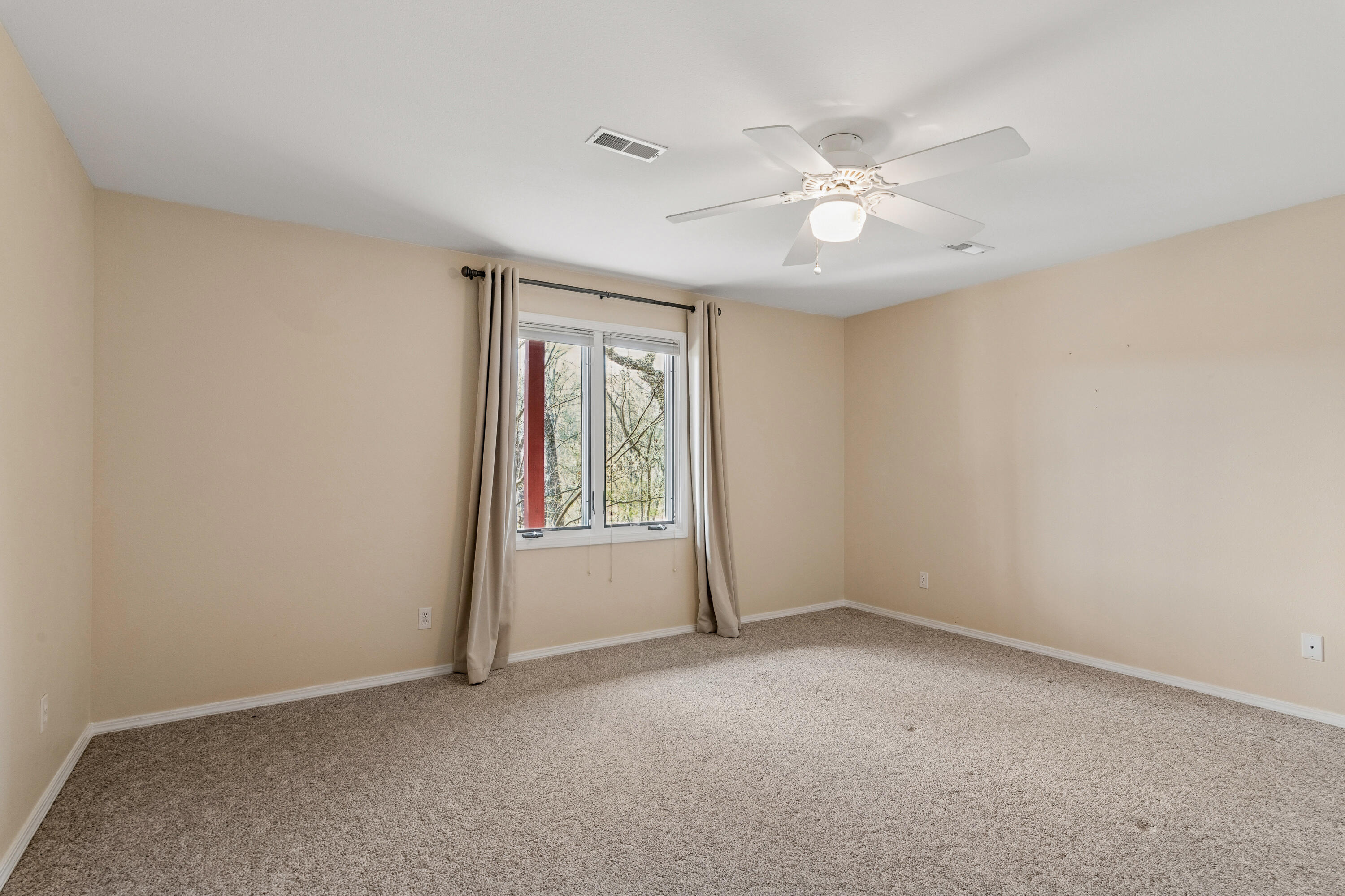 917 Silver Bluff Circle Property Photo 31