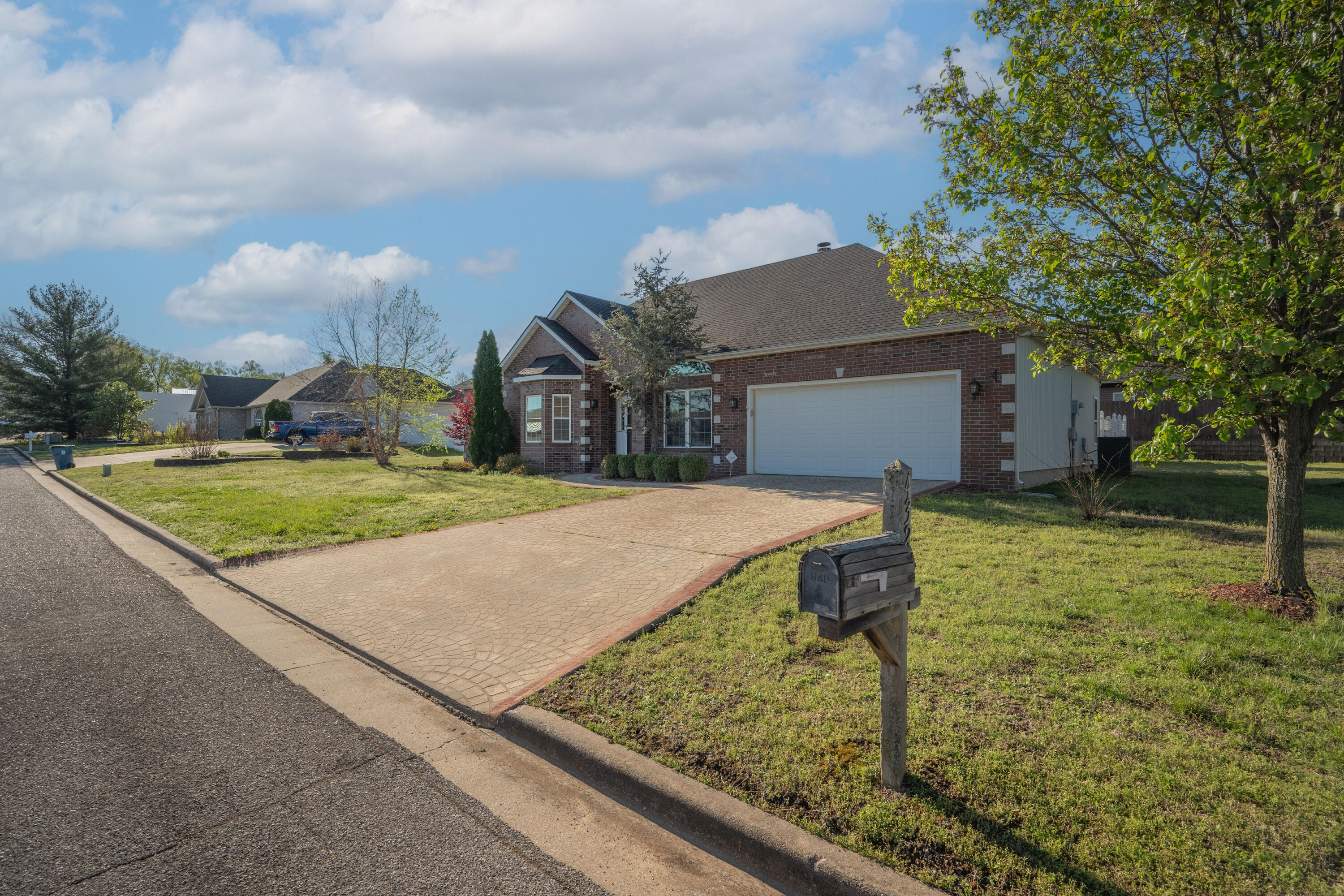 4320 Wisteria Way Property Photo 2