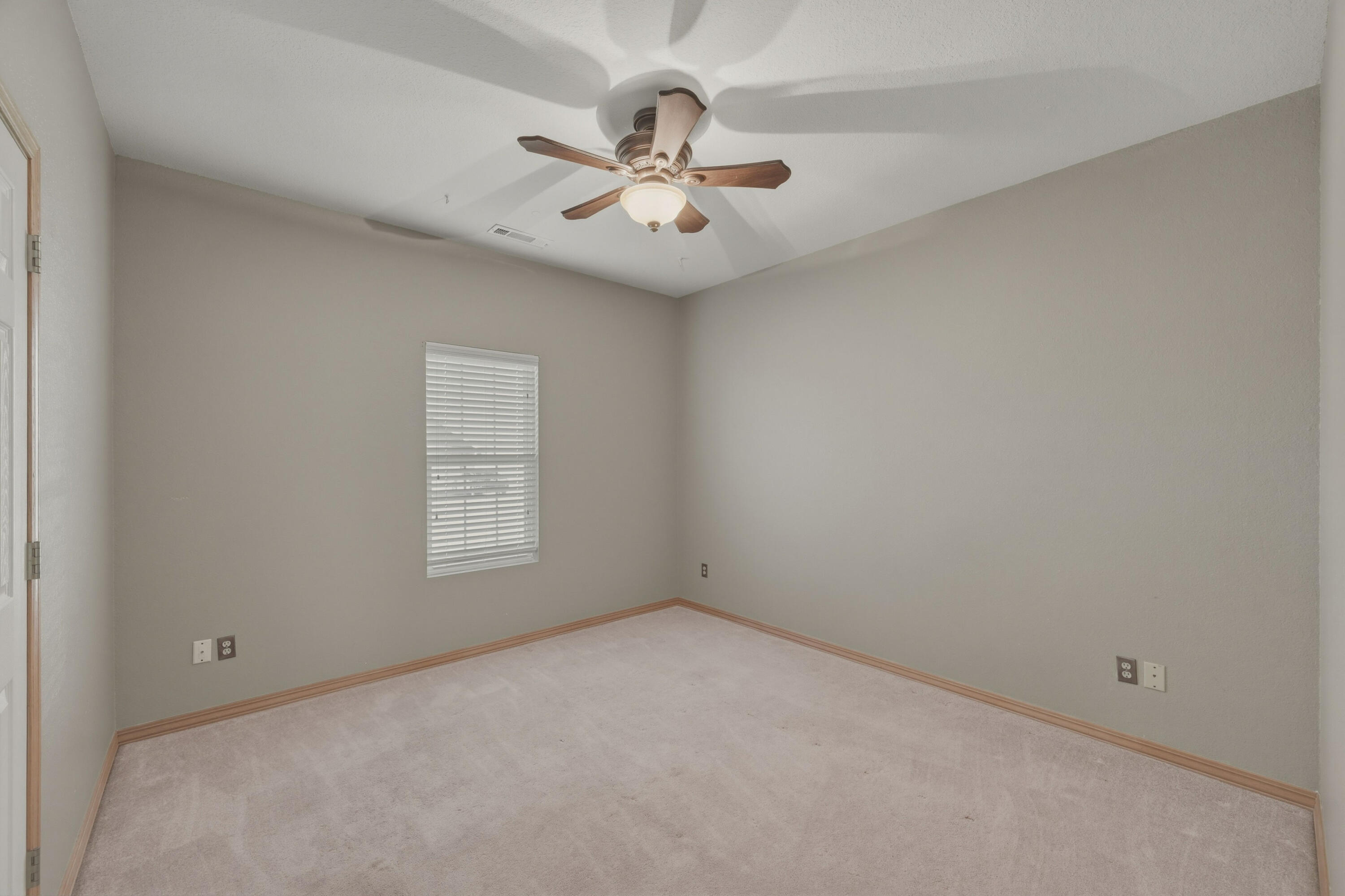 4320 Wisteria Way Property Photo 23
