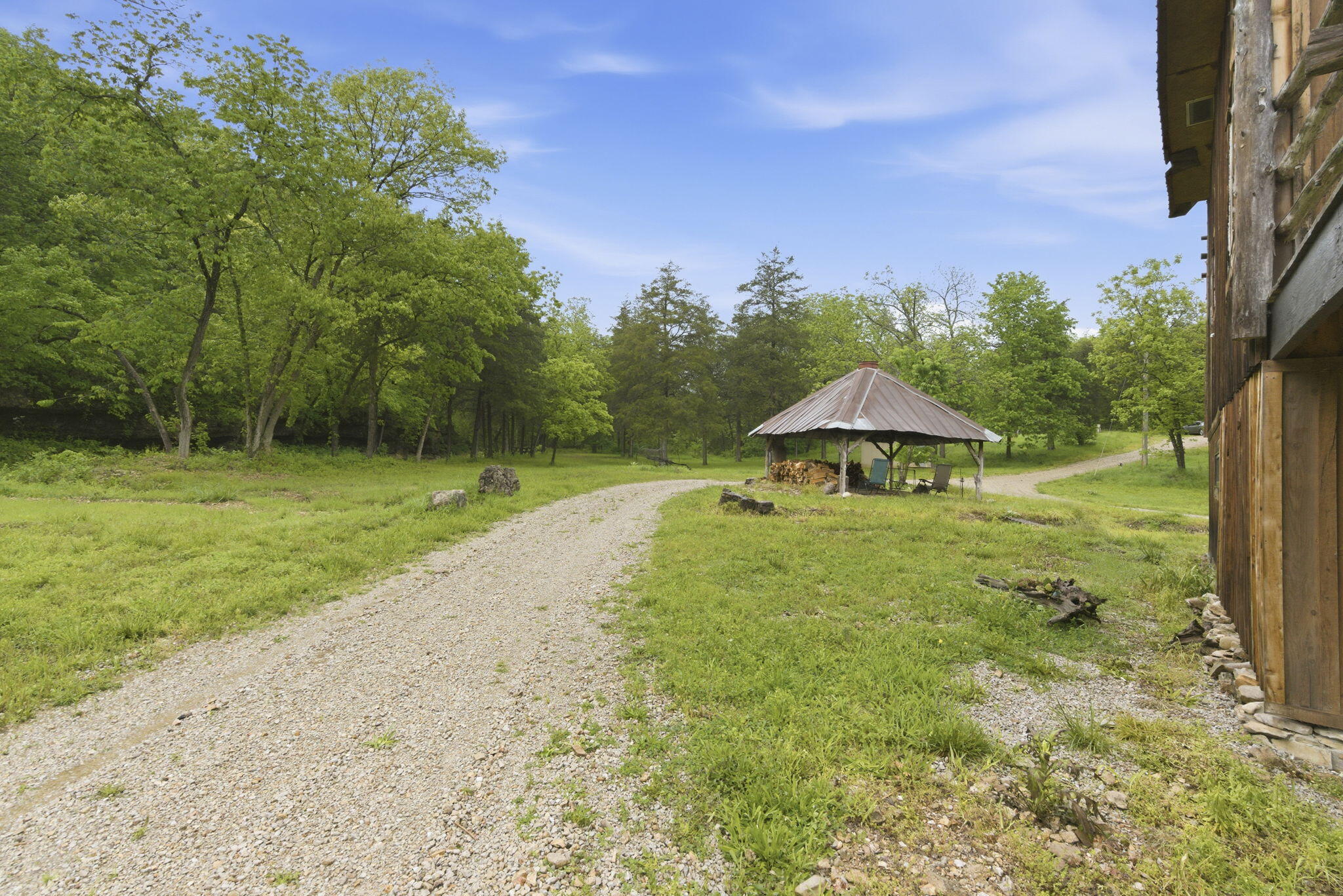 421 North Emory Creek Road Property Photo 32